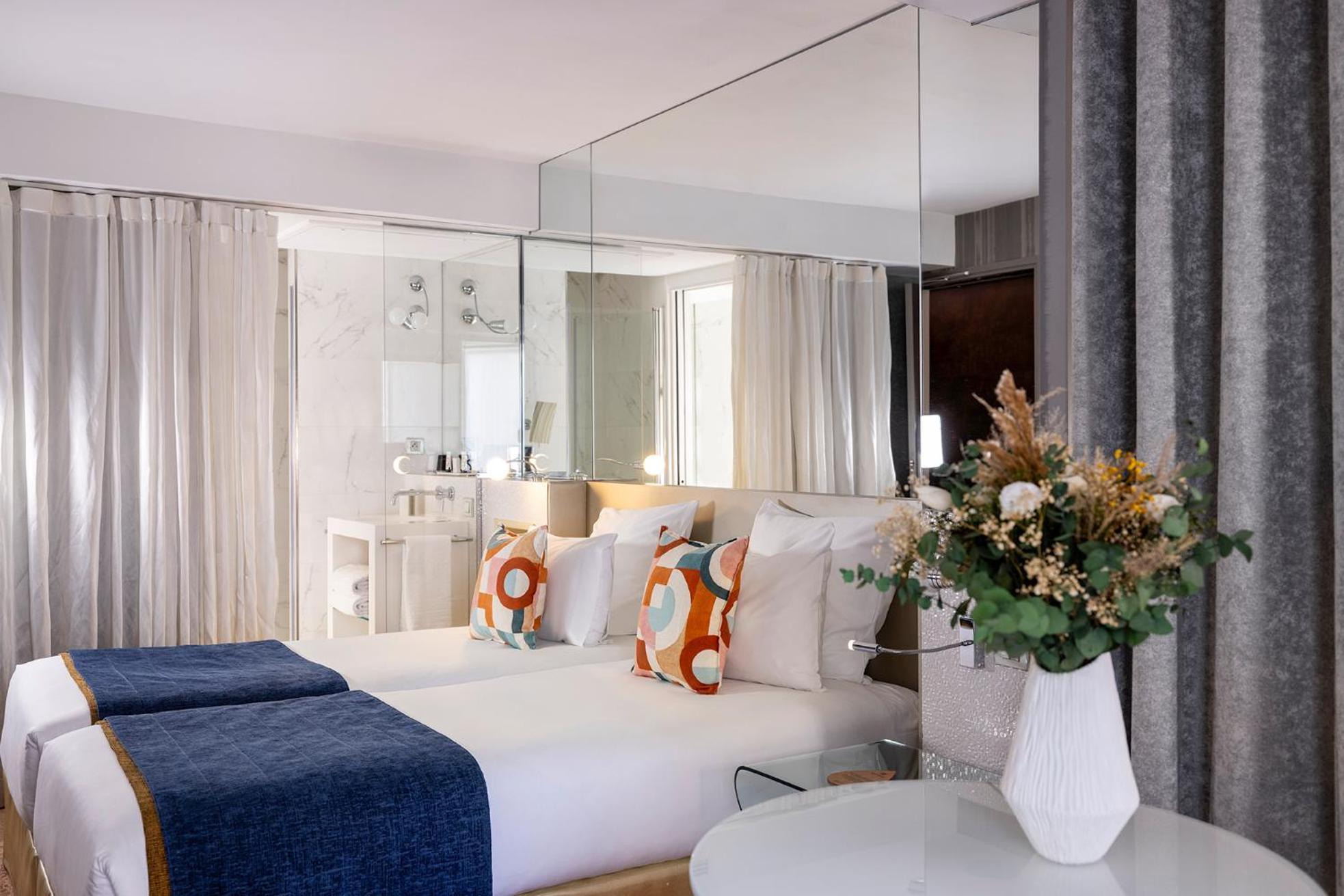 Le 7 Eiffel By Malone Hotel Paris