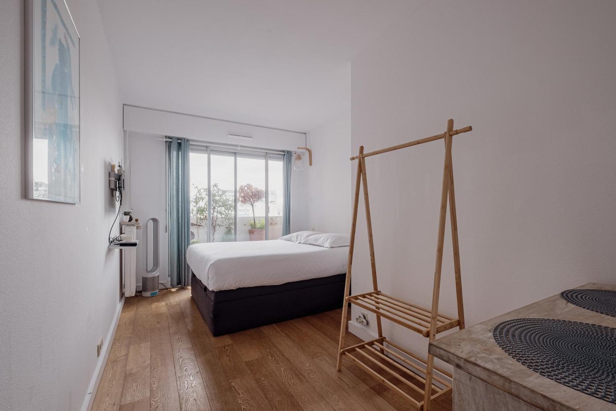 Veeve - Comforts By The Eiffel Tower Apartment