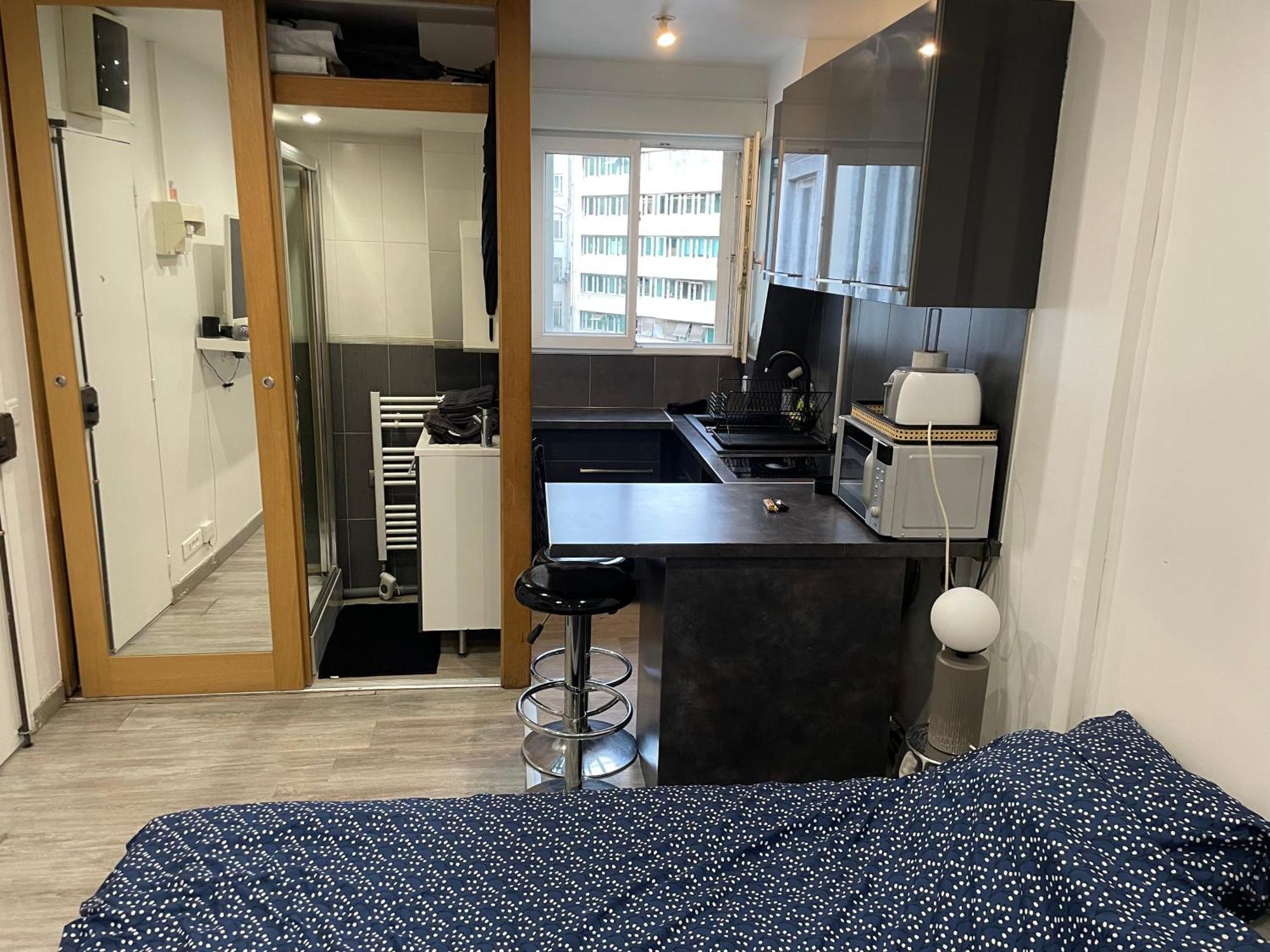 Magnifique Studio Champs-elysee Apartment *