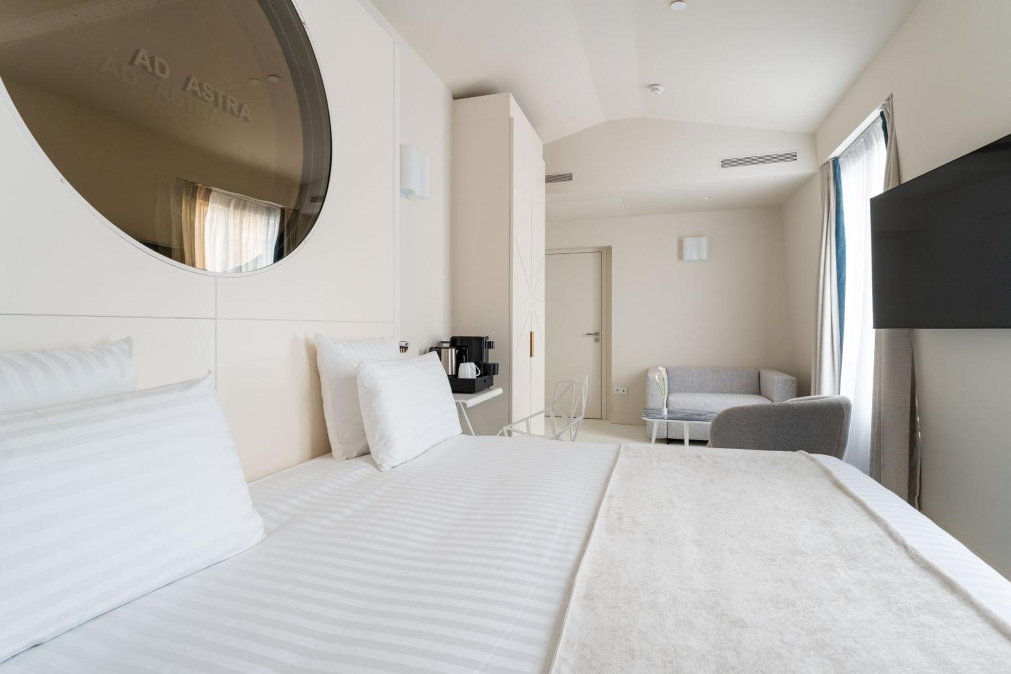 Astra Opera - Astotel 4*