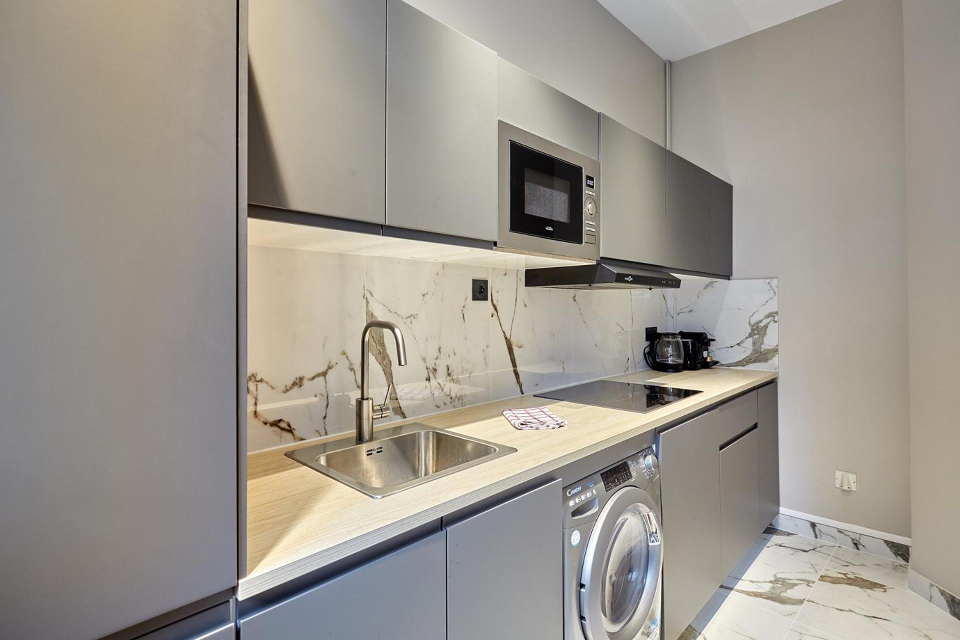Apartment Trocadero By Studio Prestige Paris