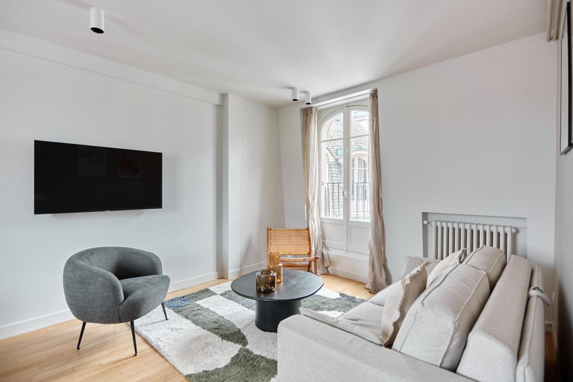 Apartment Trocadero By Studio Prestige
