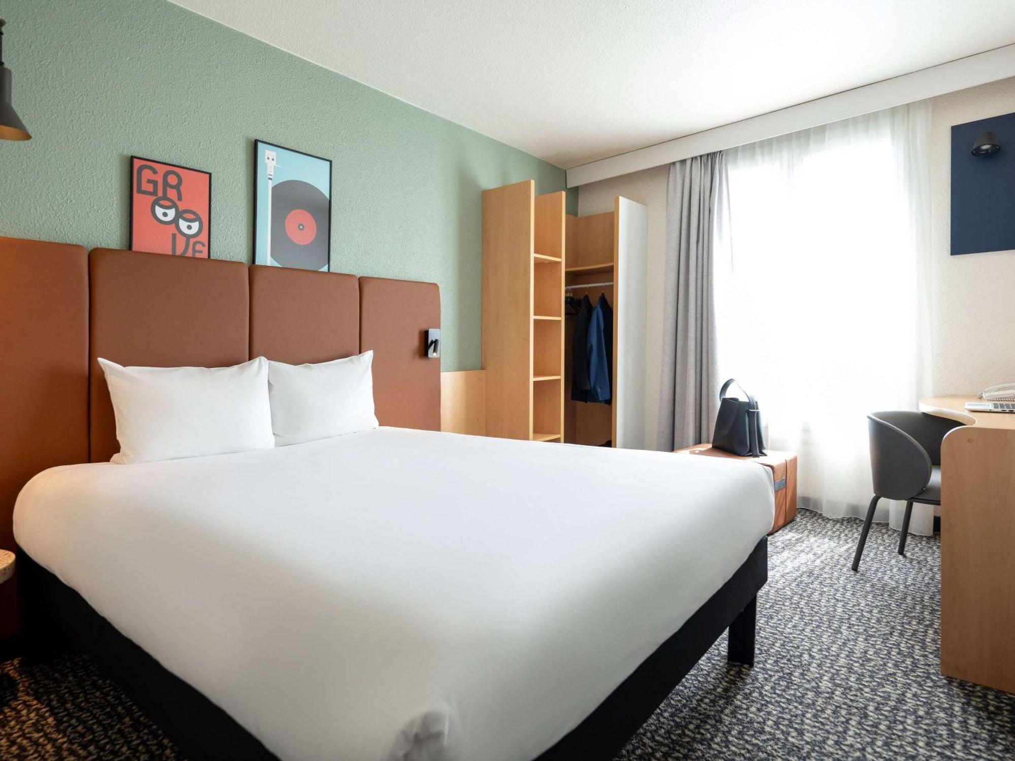 Ibis Gare De Lyon Ledru Rollin 3* Paris