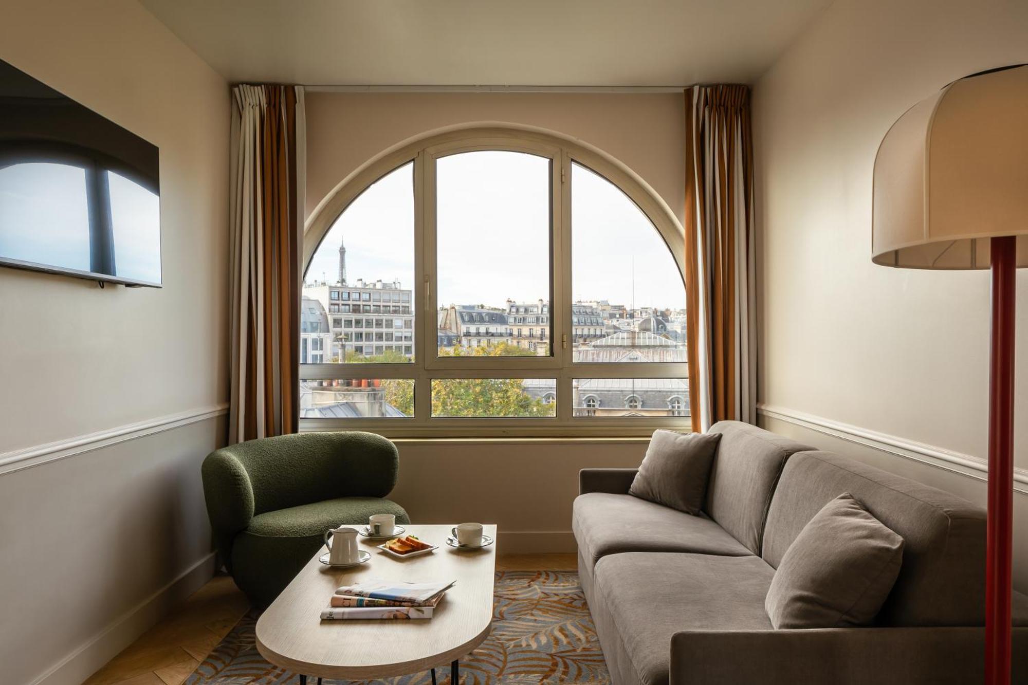 Royal Garden Champs-élysées Hotel