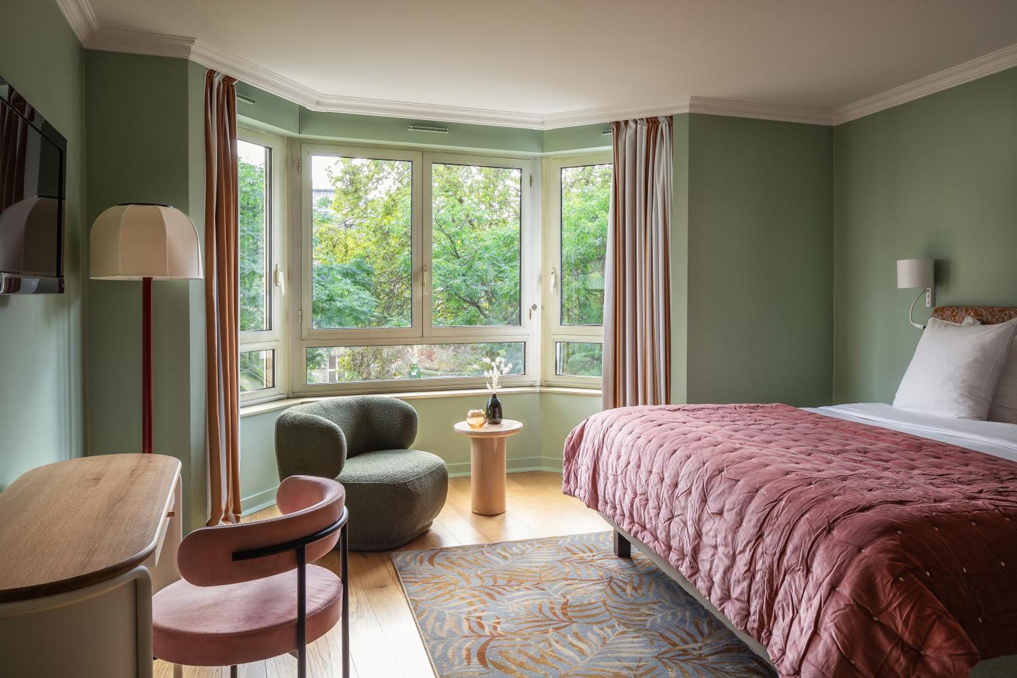 Royal Garden Champs-élysées Hotel