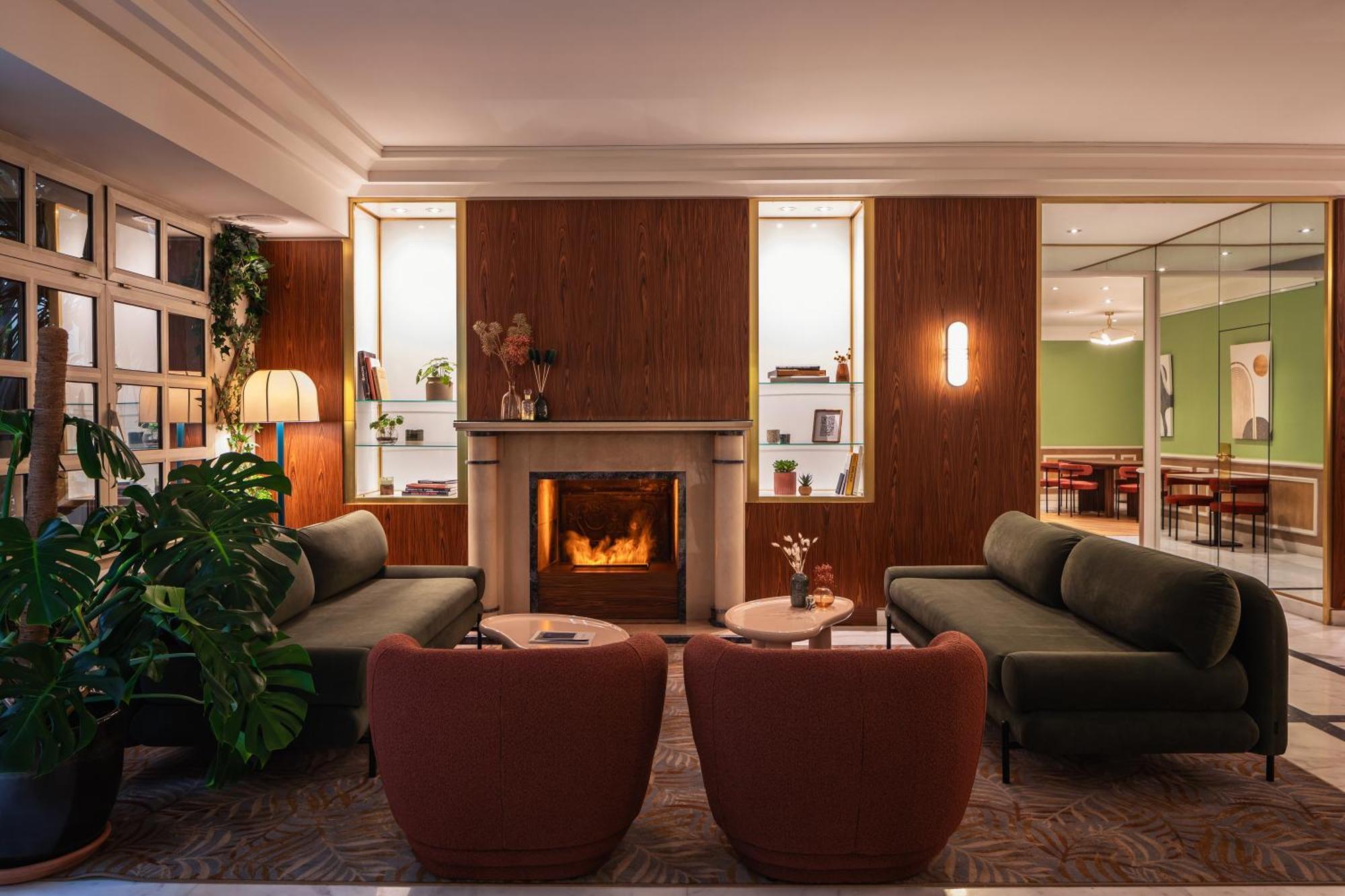 Hotel Royal Garden Champs-élysées 4*
