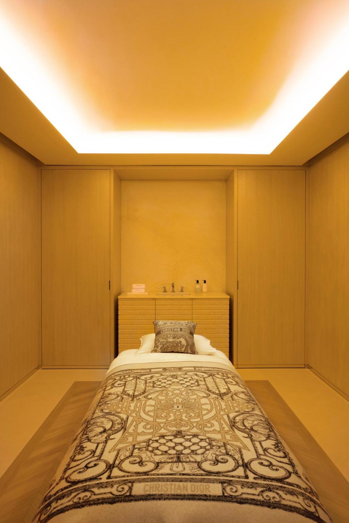Hotel Plaza Athénée - Dorchester Collection Paris