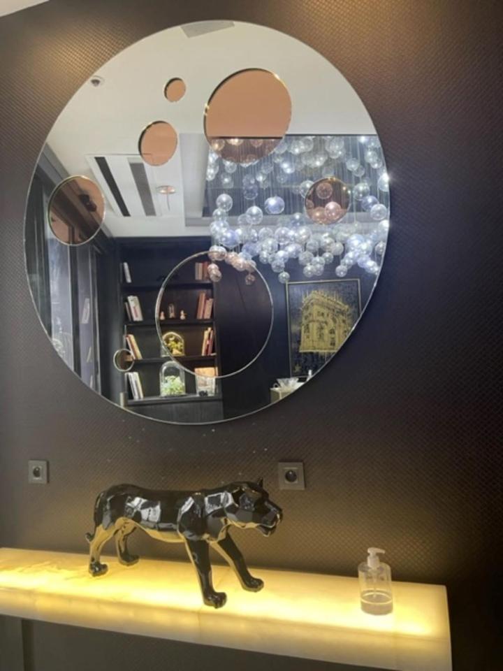 Elysees Hotel 3*