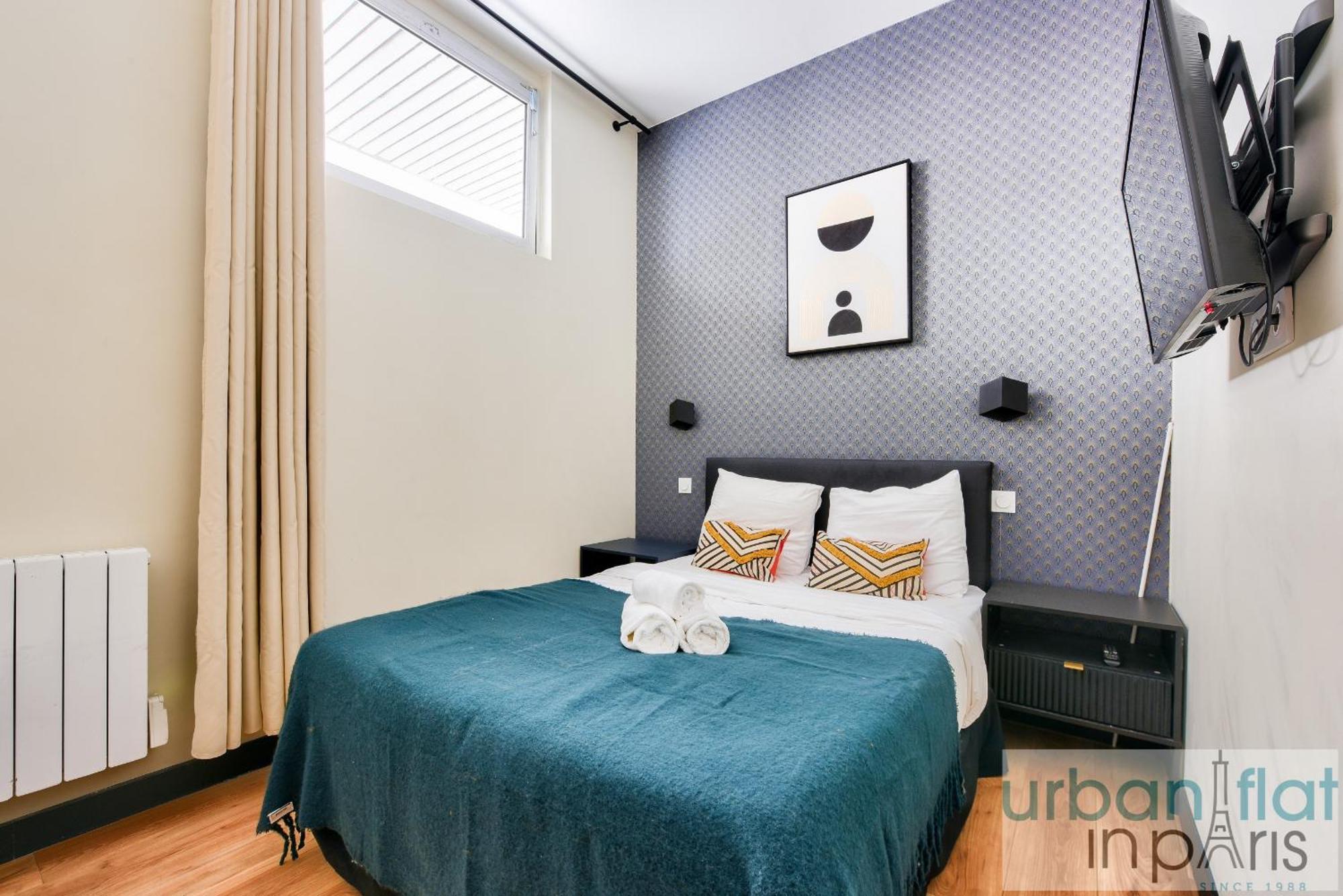 159 - Urban Beautiful Brand New Flat In *