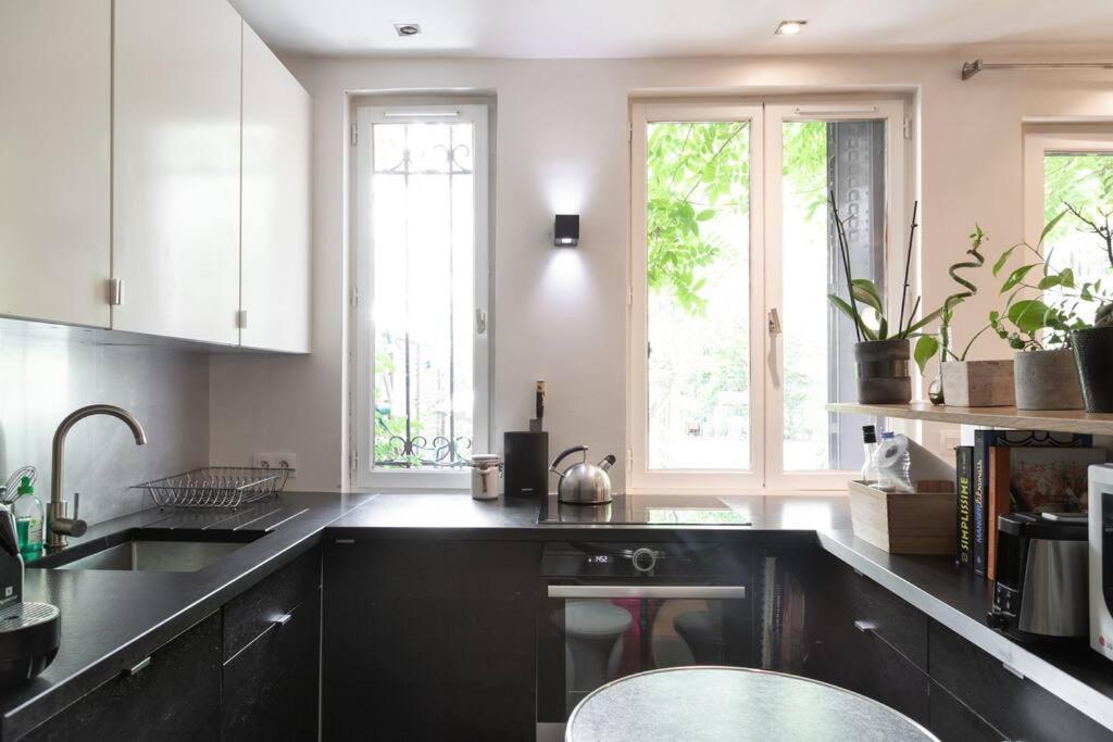 Hébergement de vacances Town House, With Garden And Parking