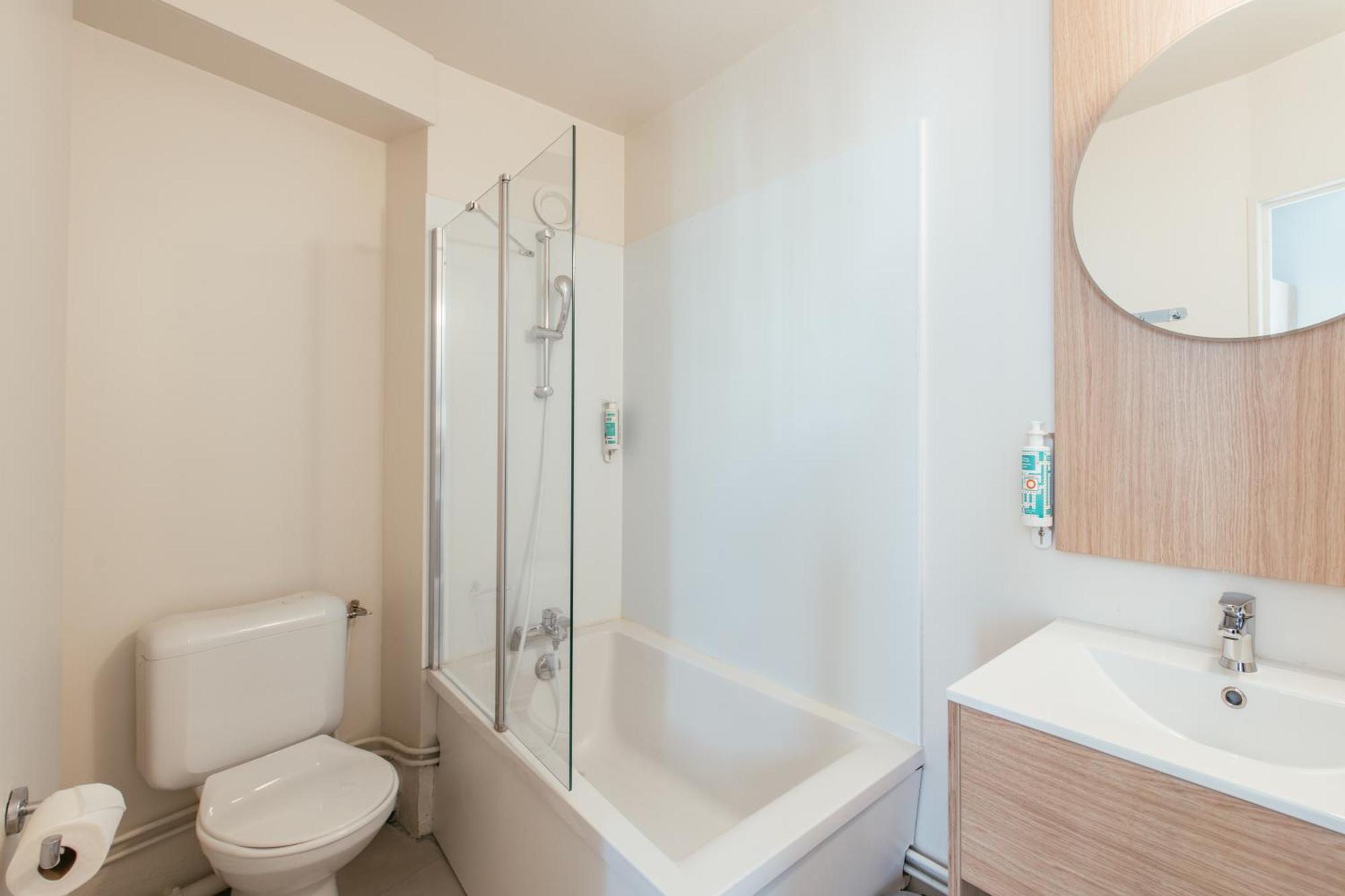 Adagio Access La Aparthotel 3*