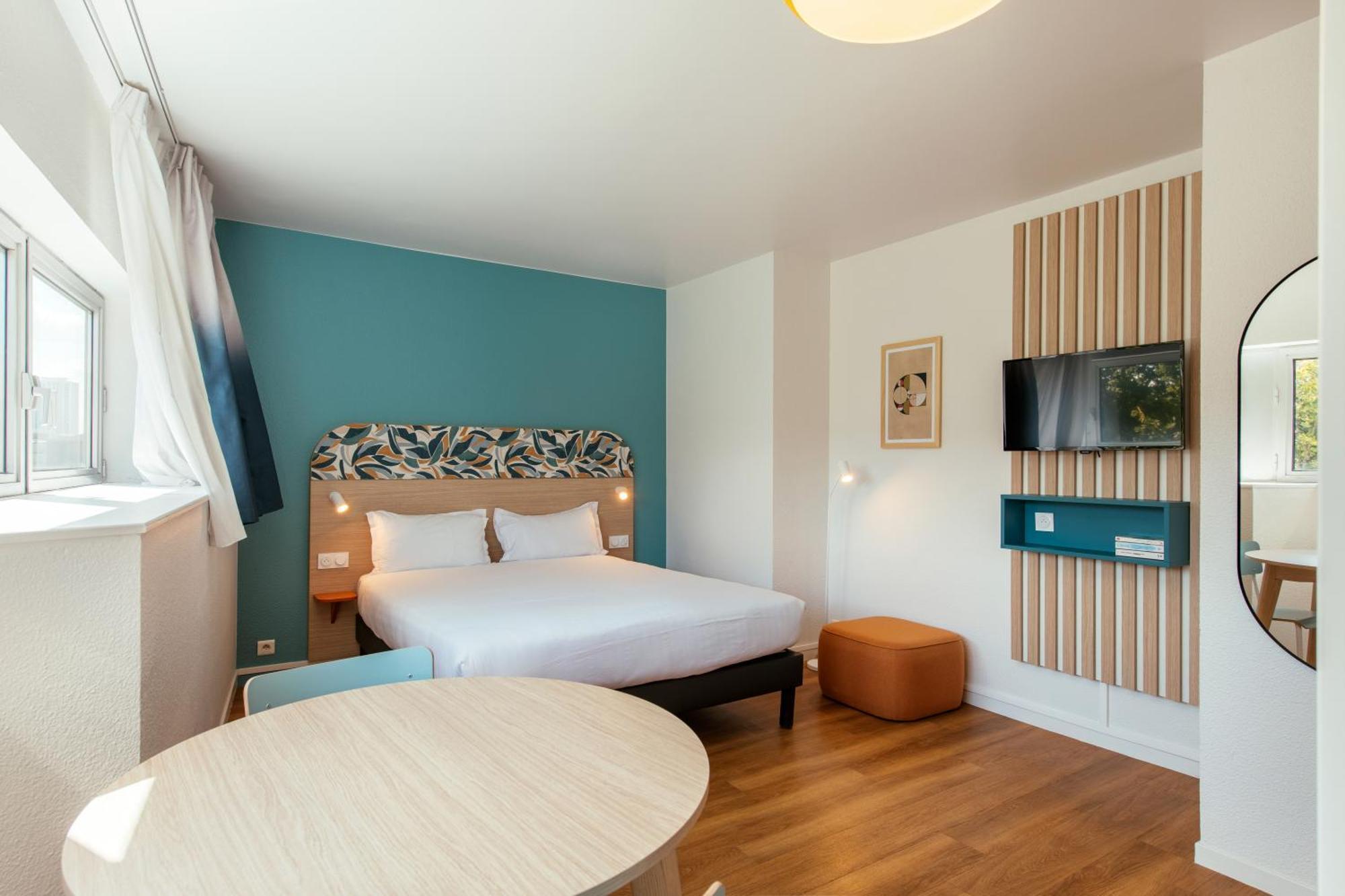 Adagio Access La Aparthotel 3*