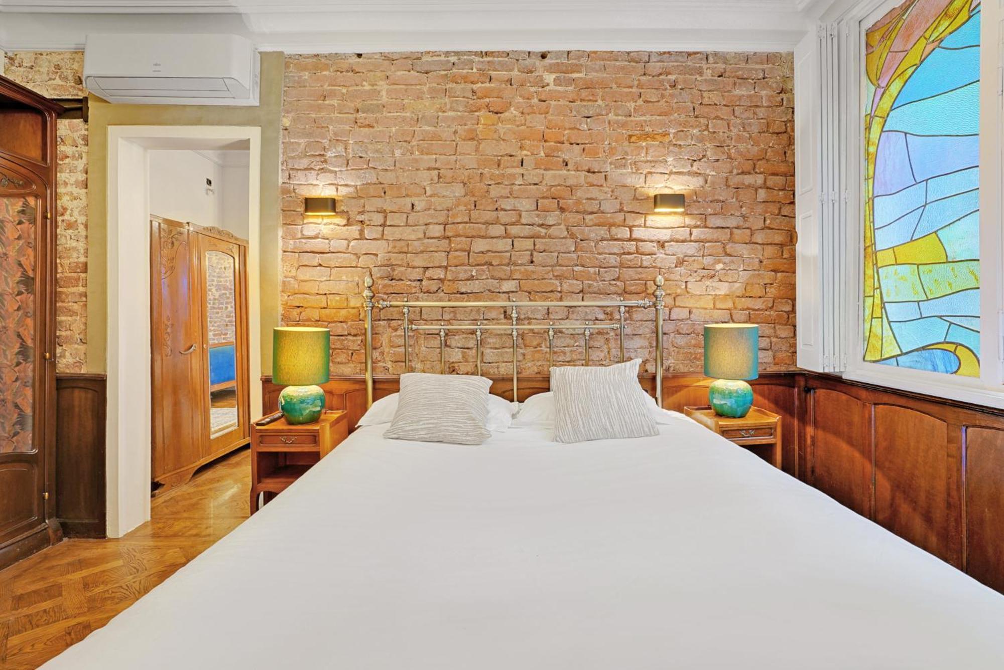Exceptional - 3br-8p - Pantheon Apartment