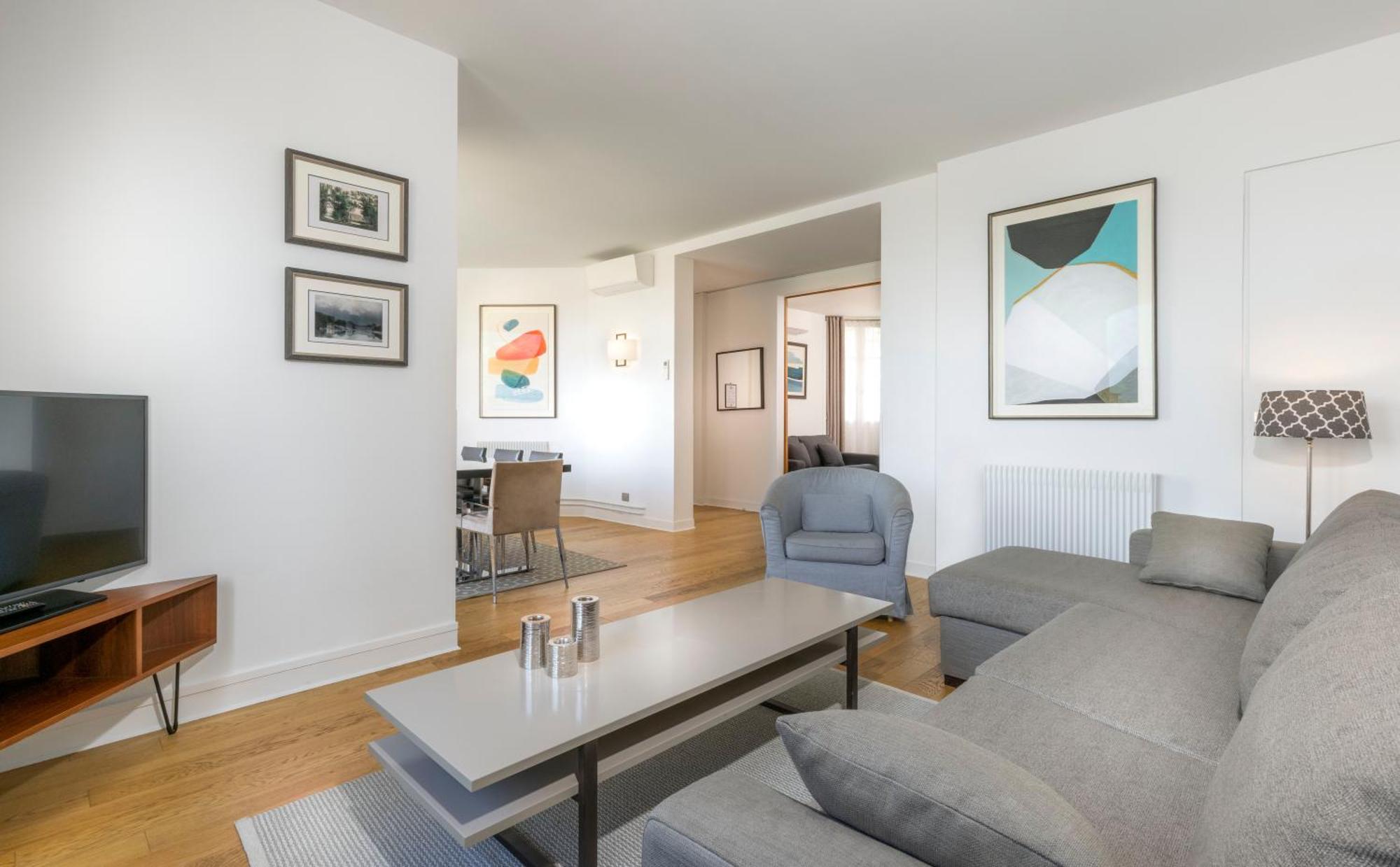 Aparthotel Charles Floquet 3*
