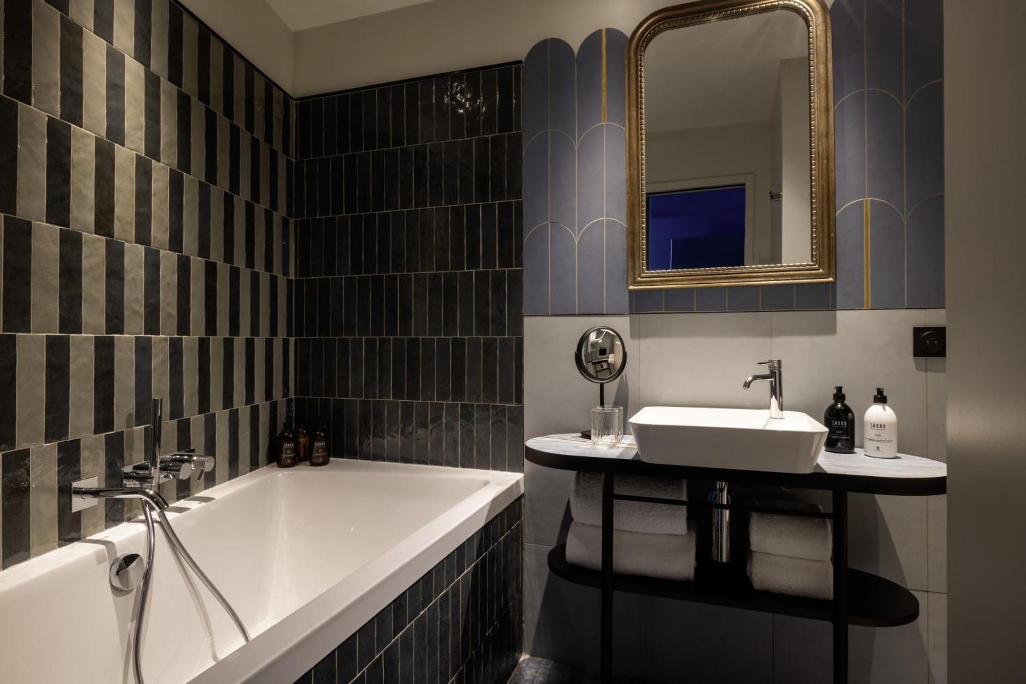 Hotel L De Lutece - Notre-dame Paris