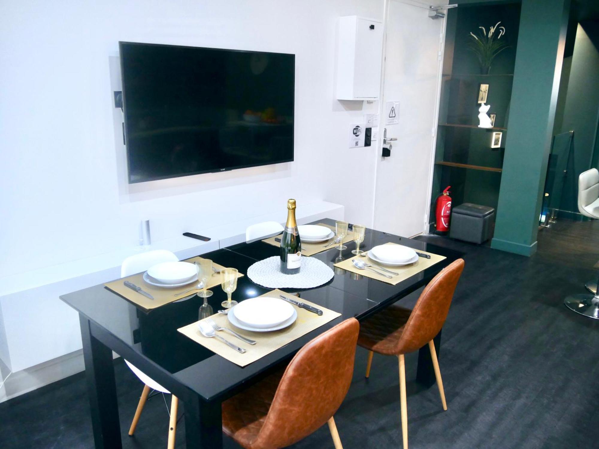 L'emeraude - 19eme Arrondissement Apartment Paris