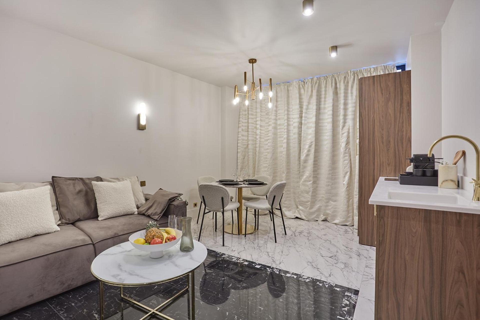 Apartment Louvre Museum By Prestige Paris