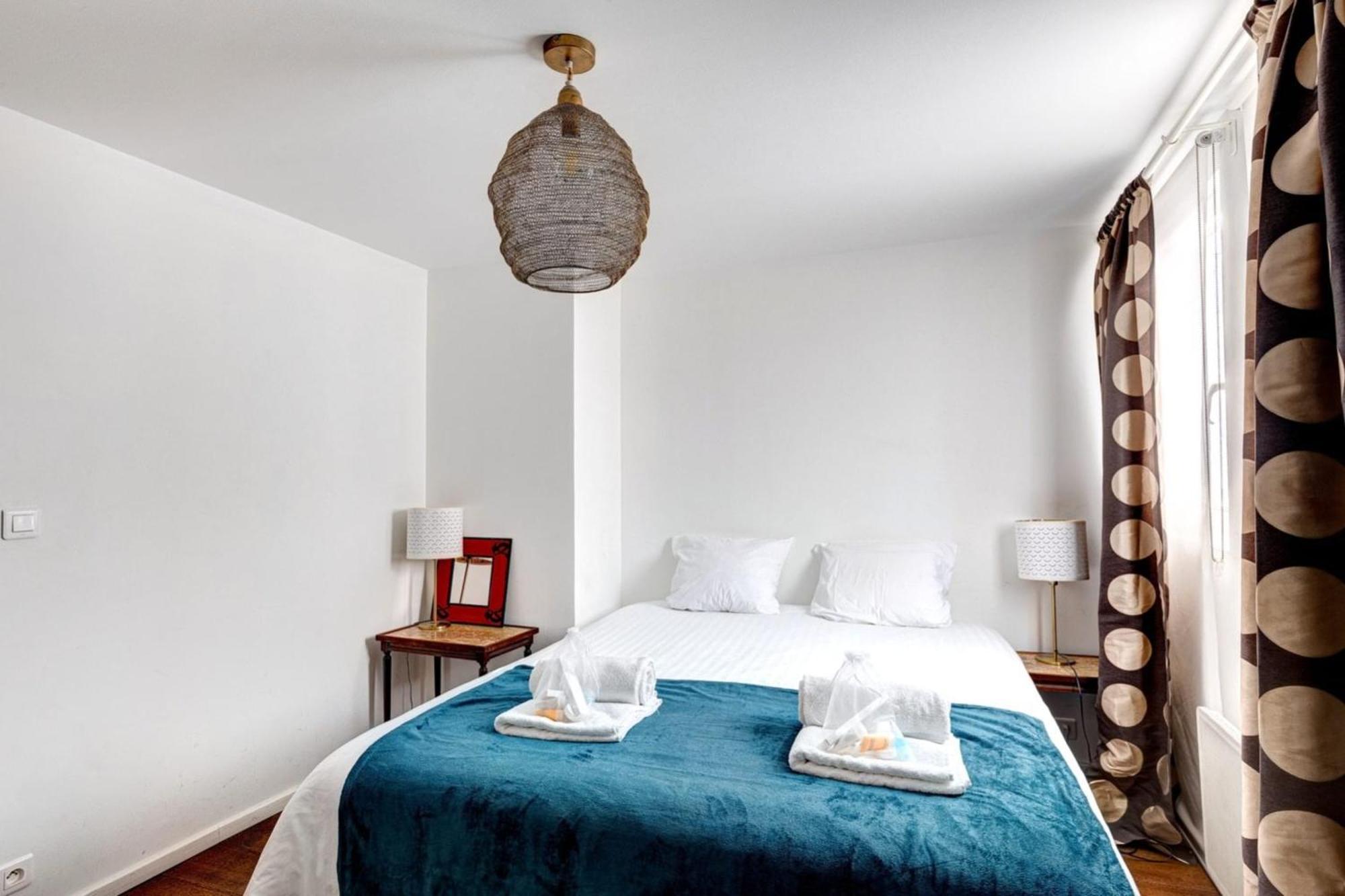 259 Suzy - Superb Duplex In *