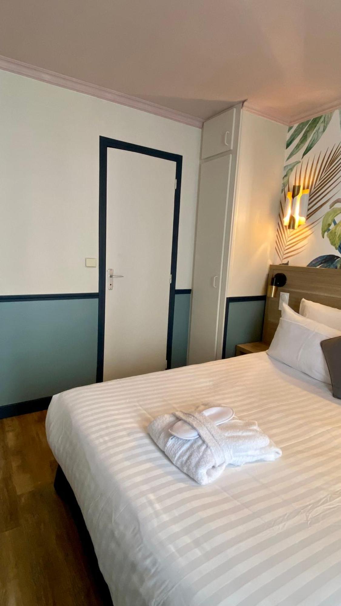 Amadeus Hotel Paris