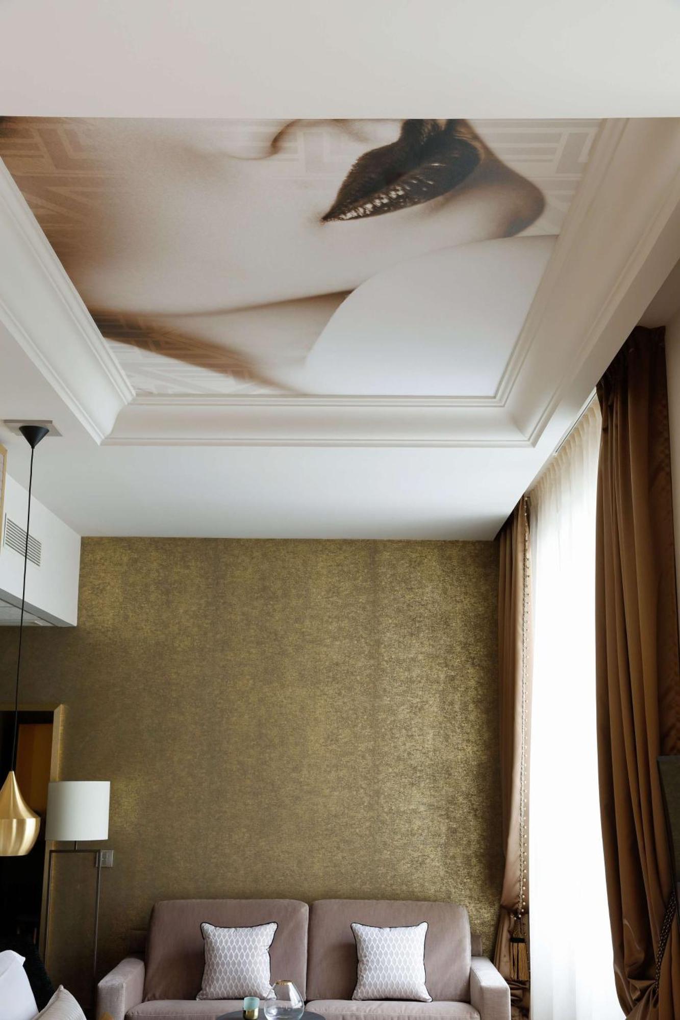 Niepce Paris, Curio Collection By Hilton Hotel 4*