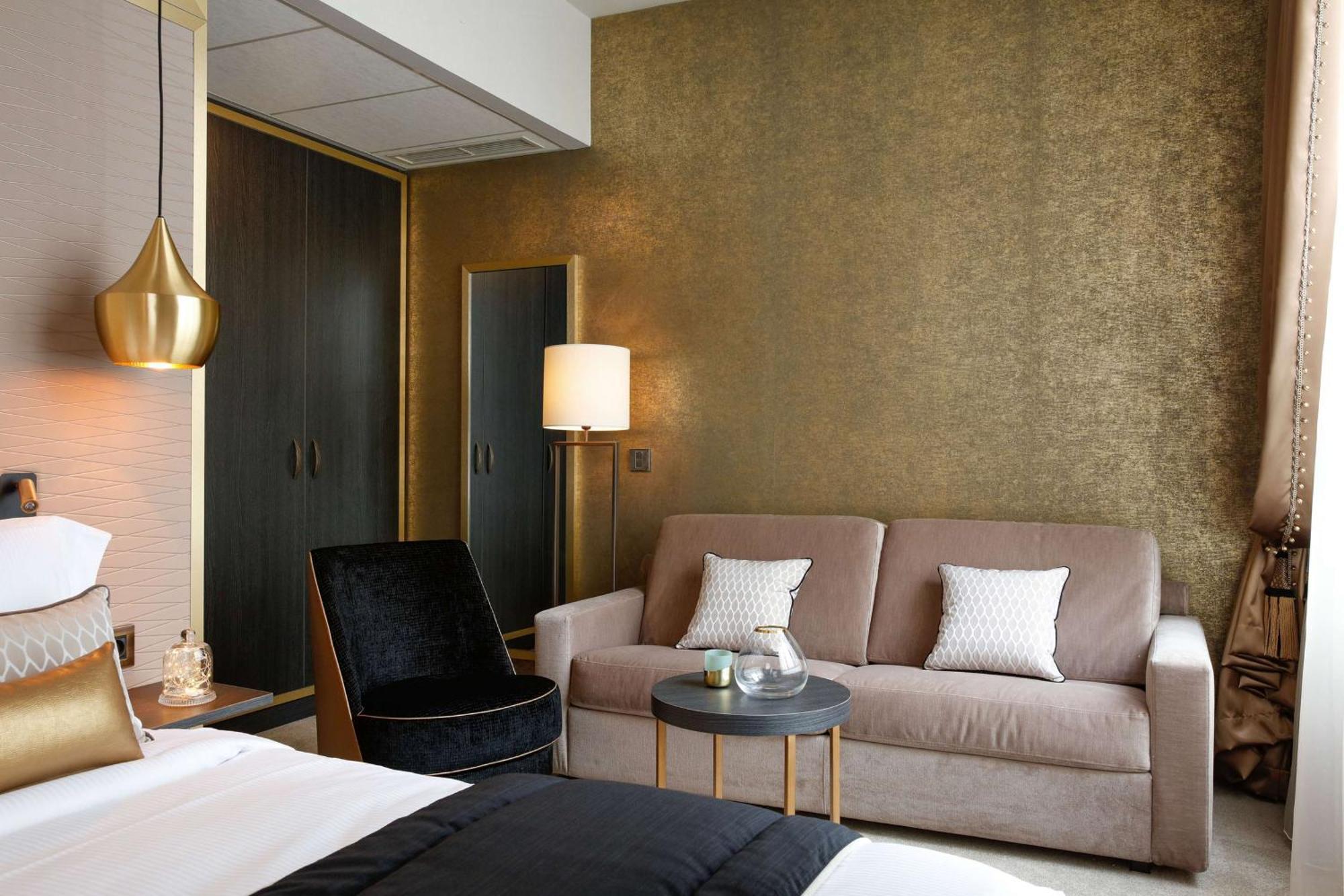Hotel Niepce Paris, Curio Collection By Hilton 4*