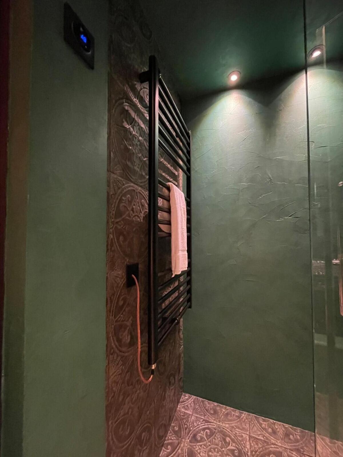 Superbe Hammam A Montparnasse