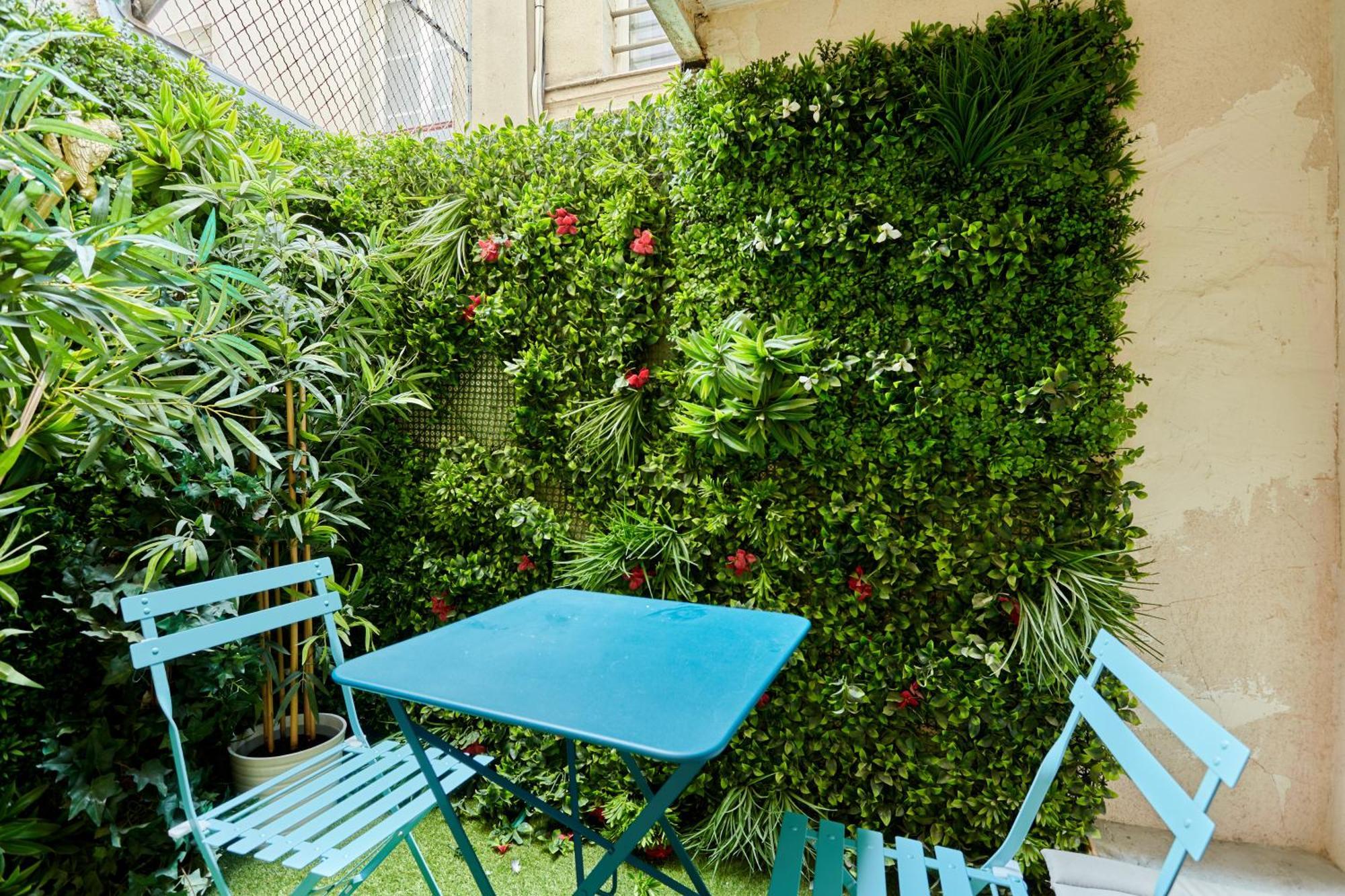 Apartment Rent A - Caire, Montorgueil Paris