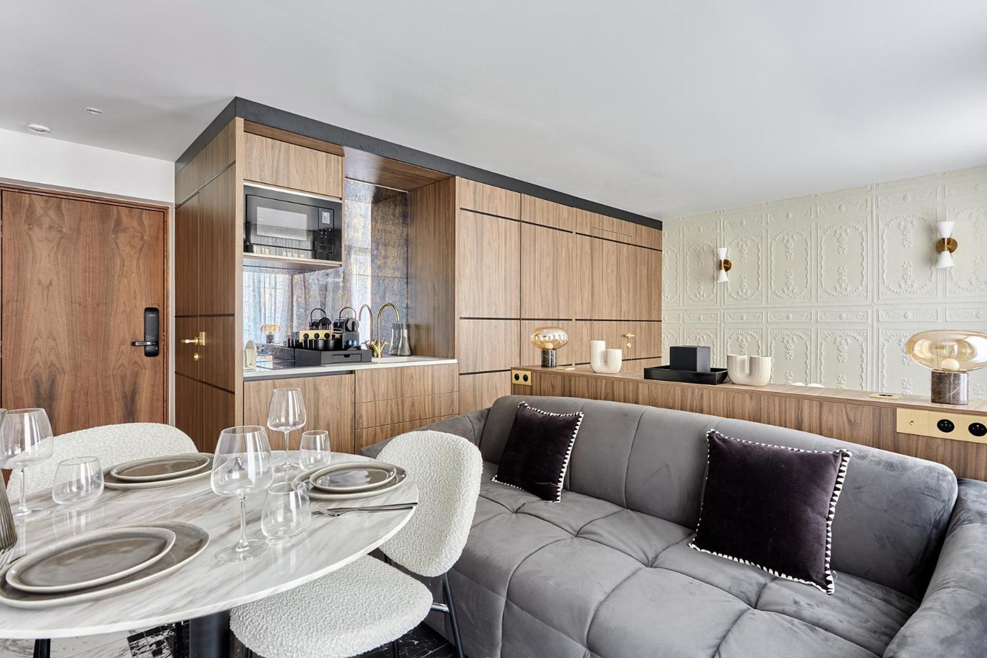 Apartment Louvre Museum By Prestige