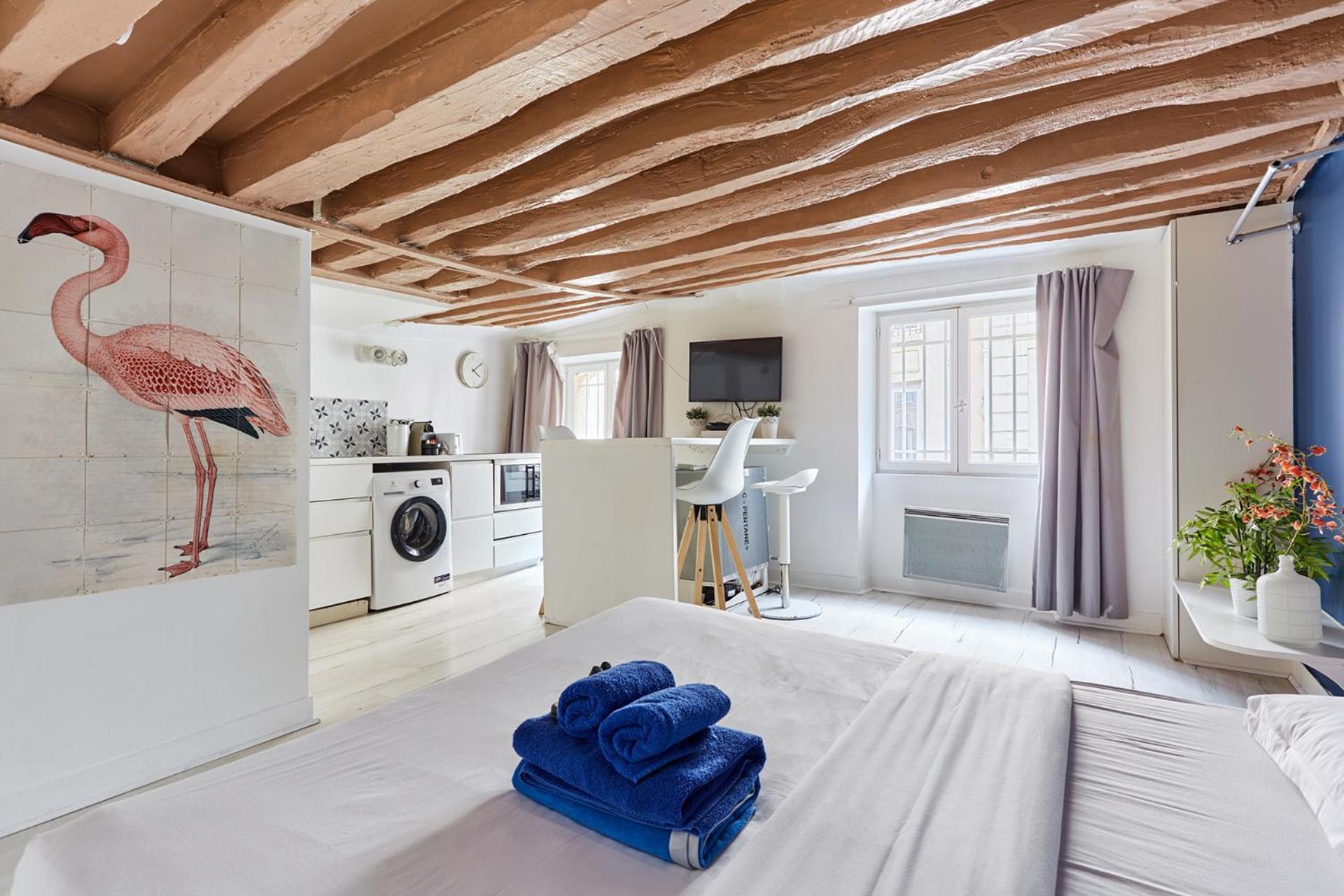 Apartment Rent A - Bonne Nouvelle Paris