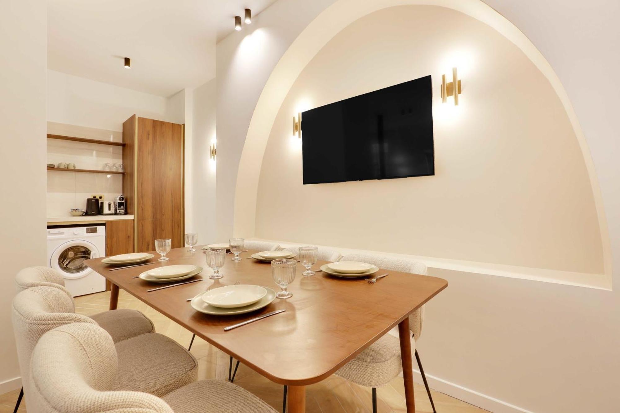 Chic - 3br-8p - Le Marais Apartment Paris