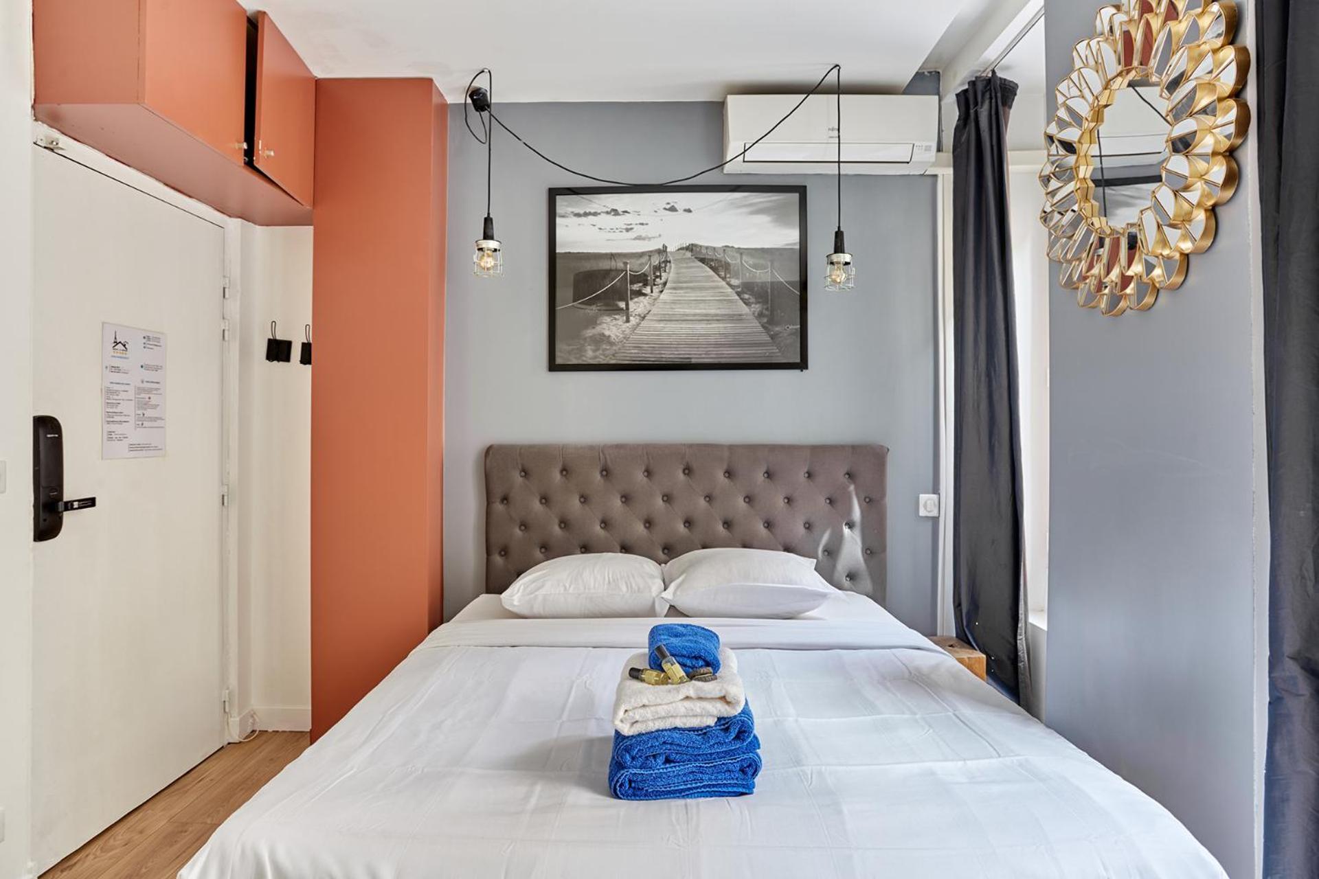 Rent A - Caire, Montorgueil *
