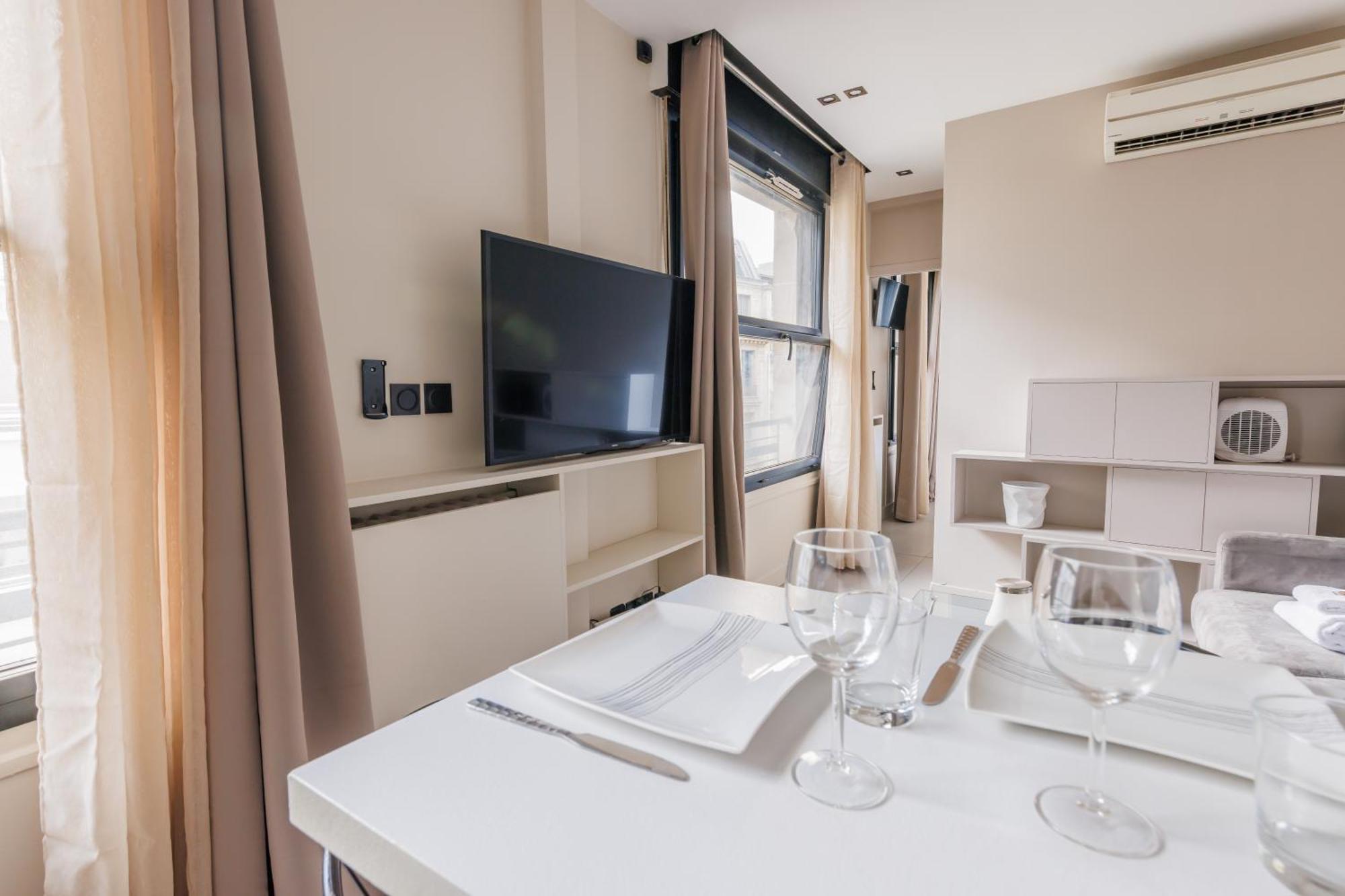 Cmg Résidence Saint Lazare Paris
