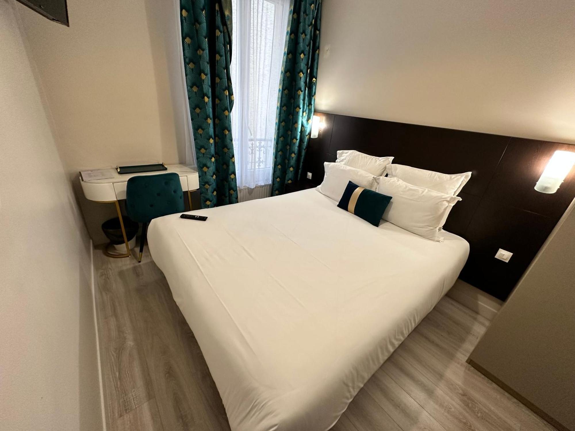 Riviera 3* Paris