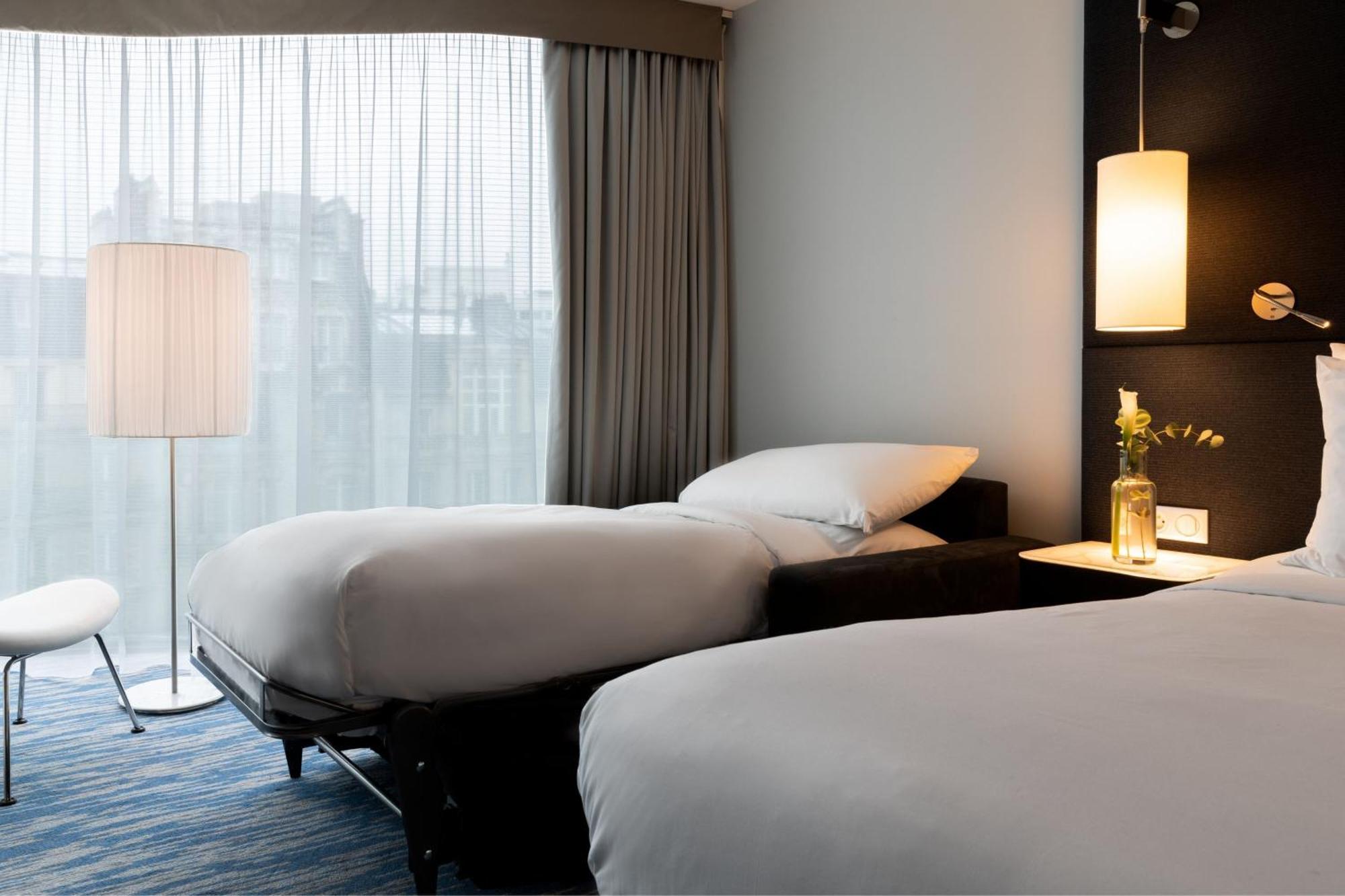 Hotel Renaissance Arc De Triomphe Paris