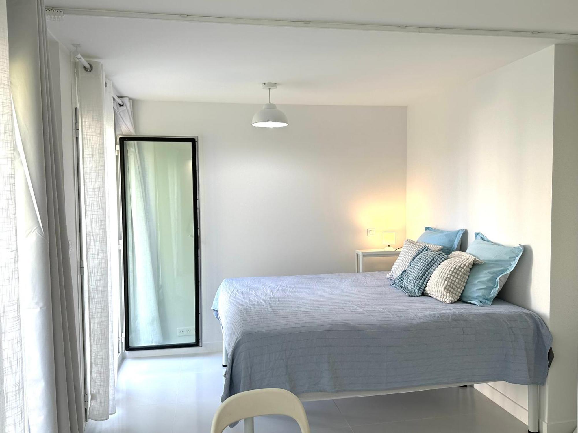 Studio Trip In - Gare De L'est Apartment
