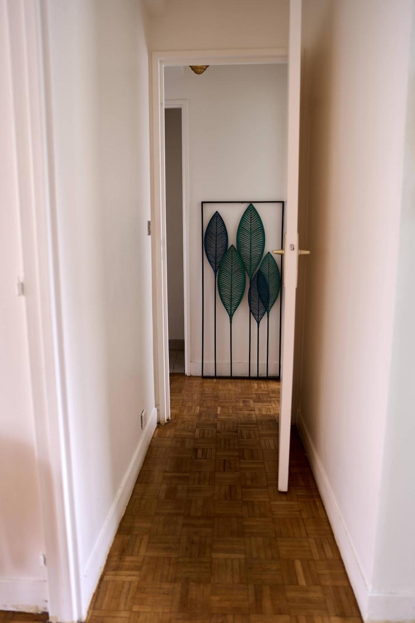Apartment Entiry Apartment, Private In Paris