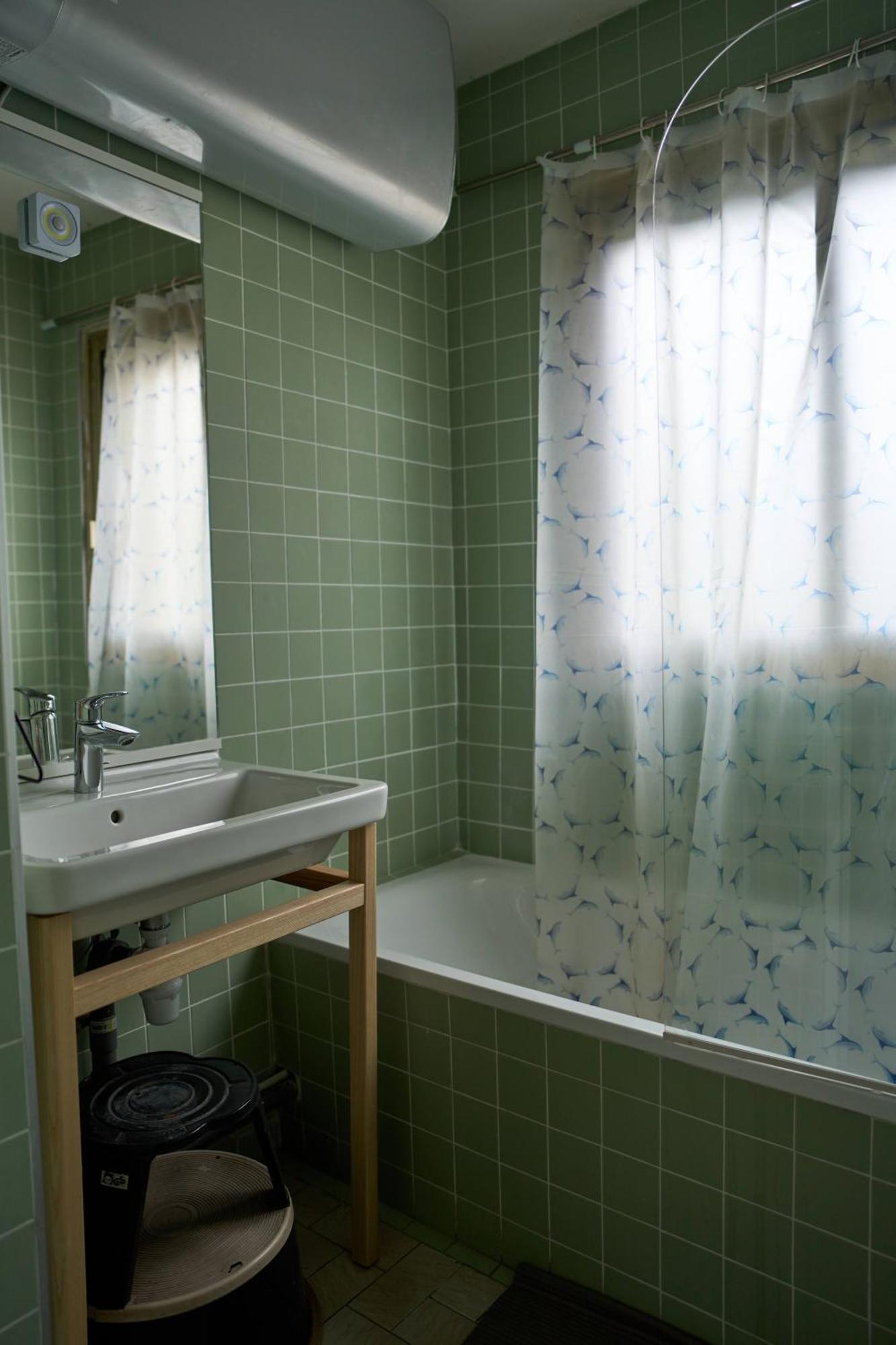 Entiry Apartment, Private In *