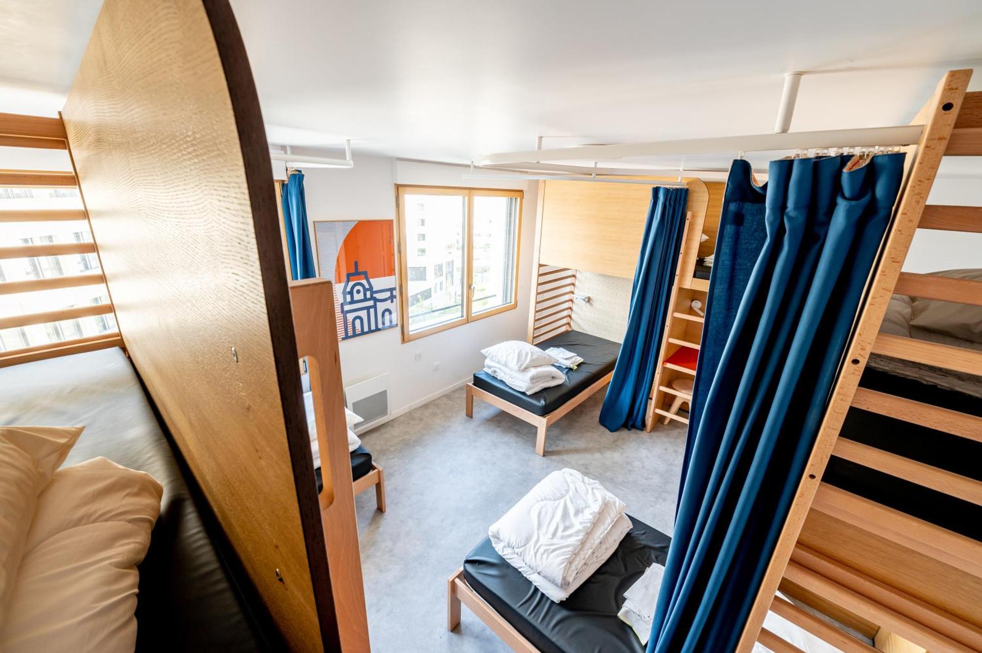 Hostel Ucpa Sport Station Paris