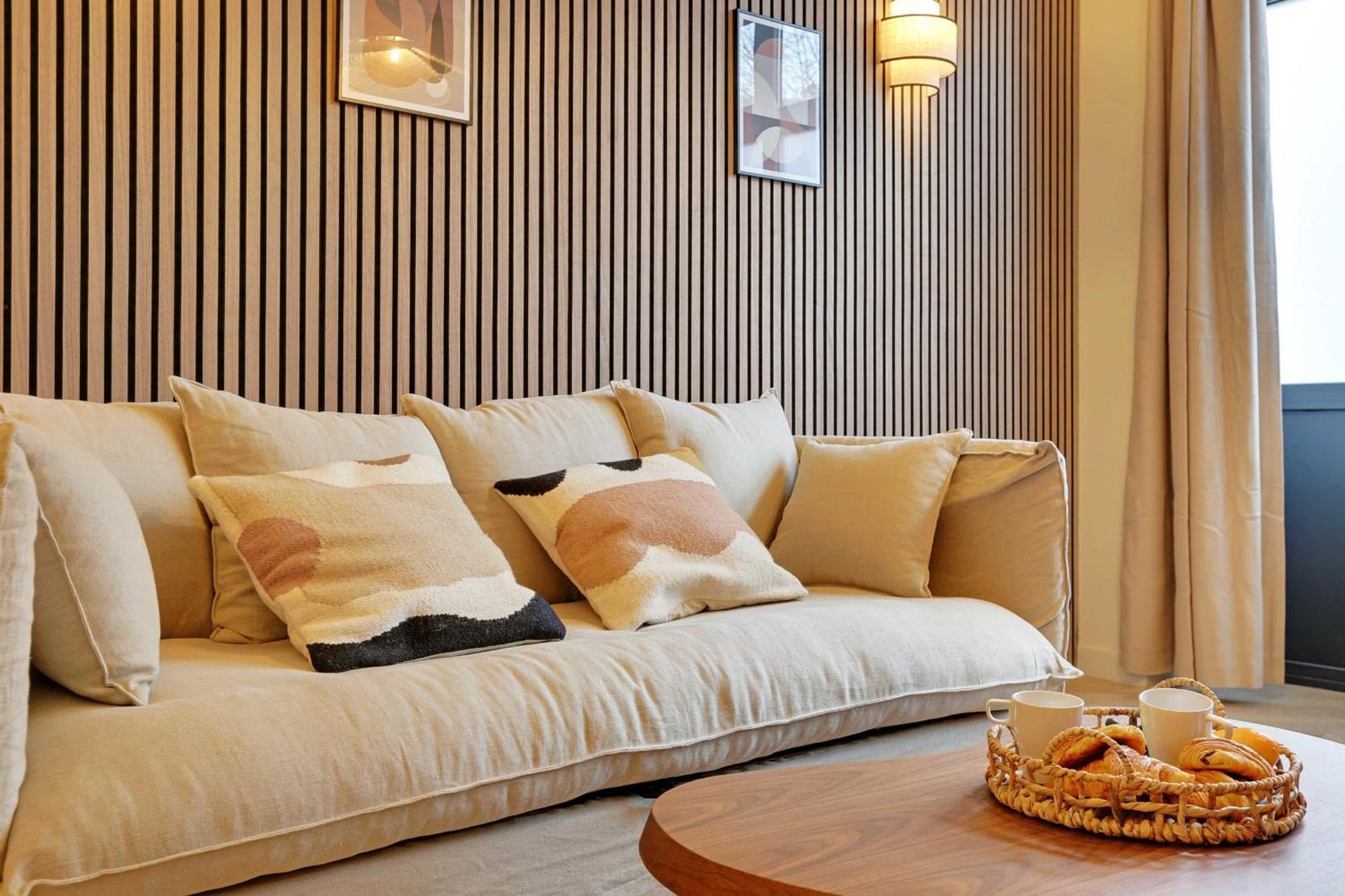 Charming -2br-6p- Montmartre Apartment *