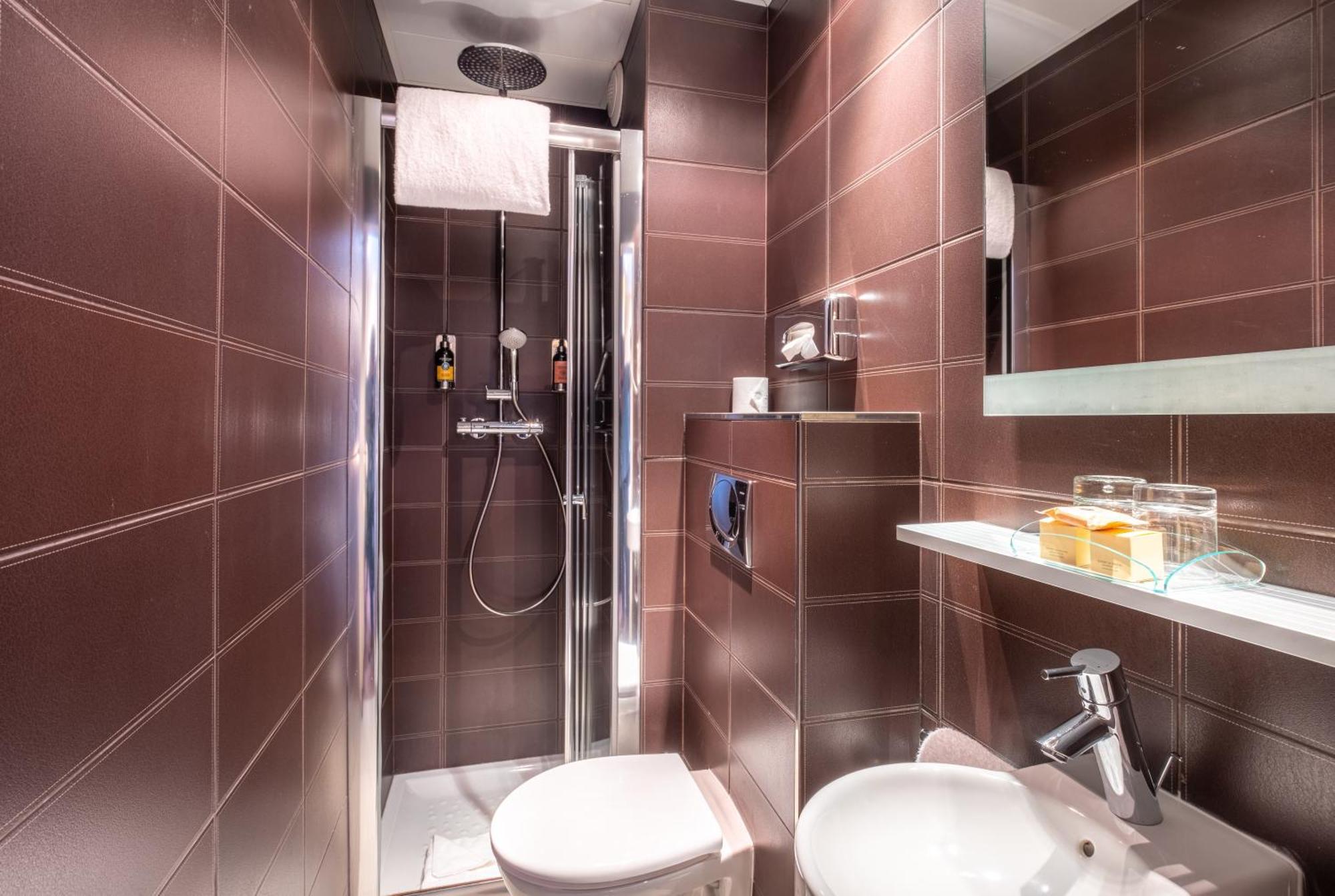 Casimir Hotel 3*