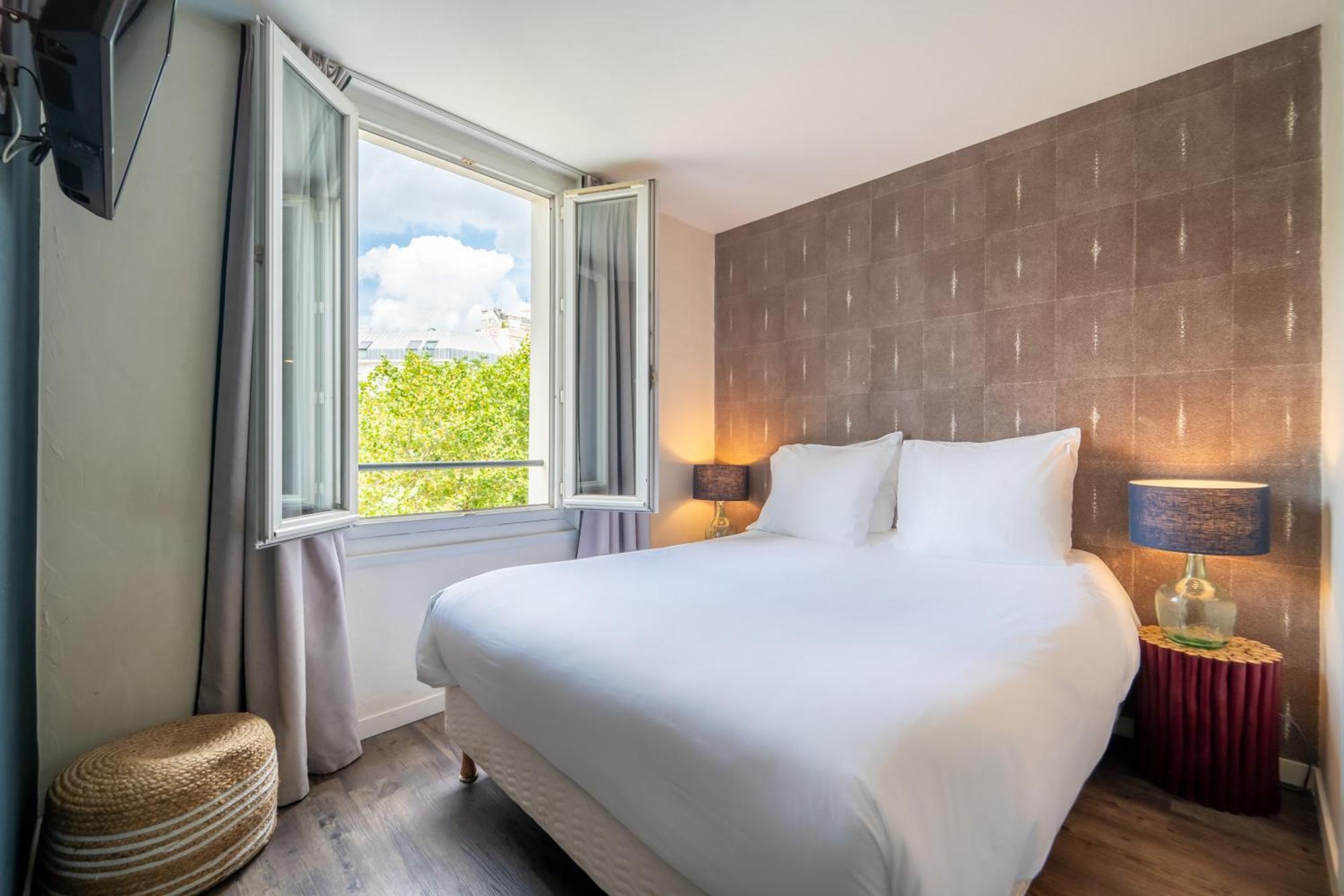 La & Hotel Paris