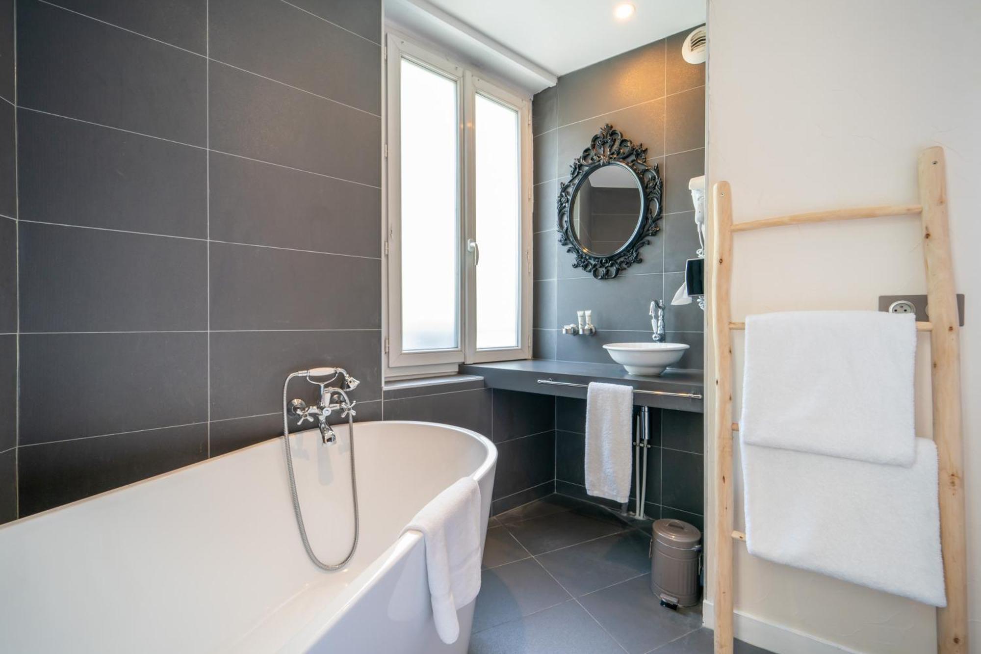 La & 3* Paris