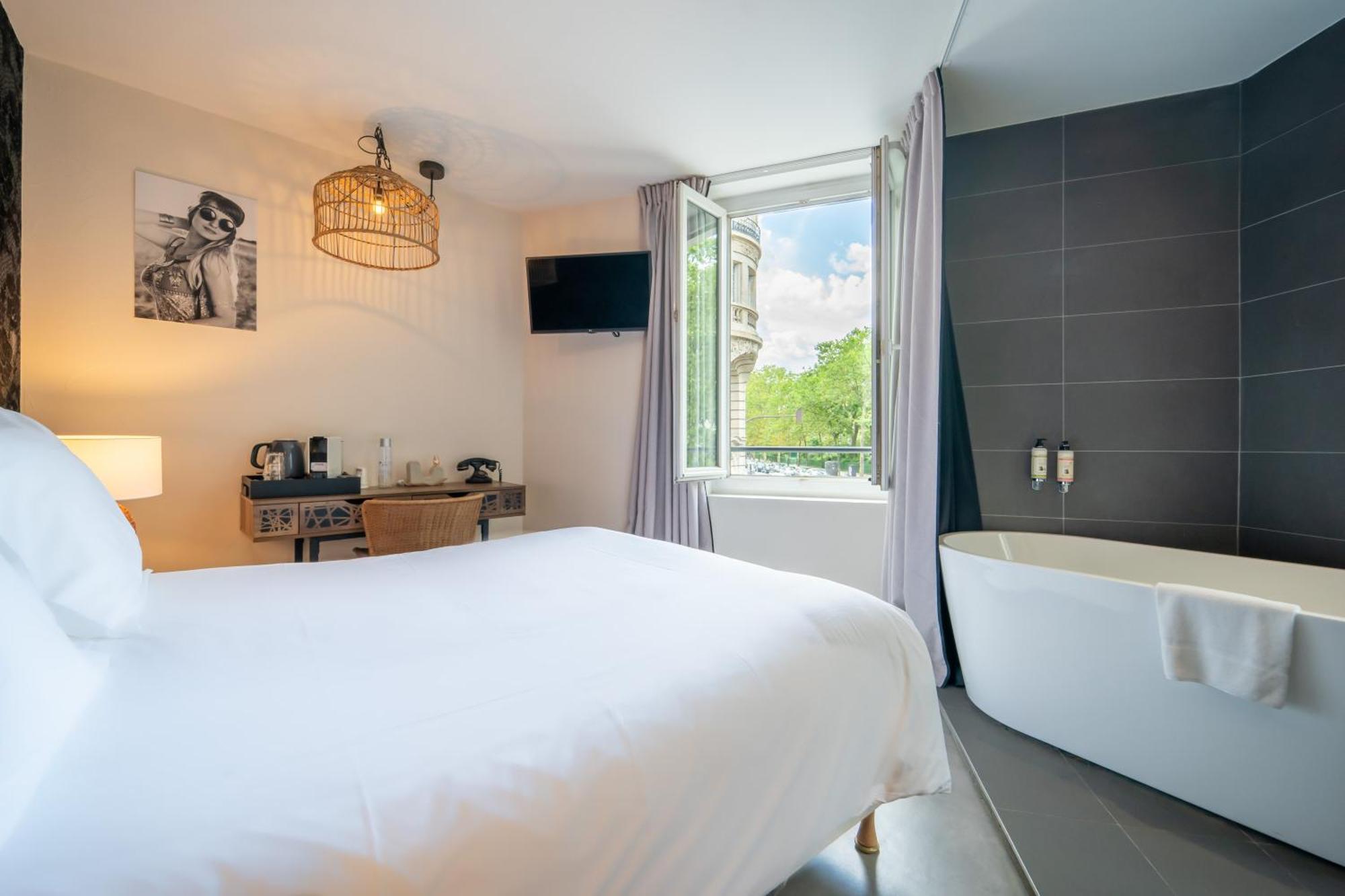 Hotel La &