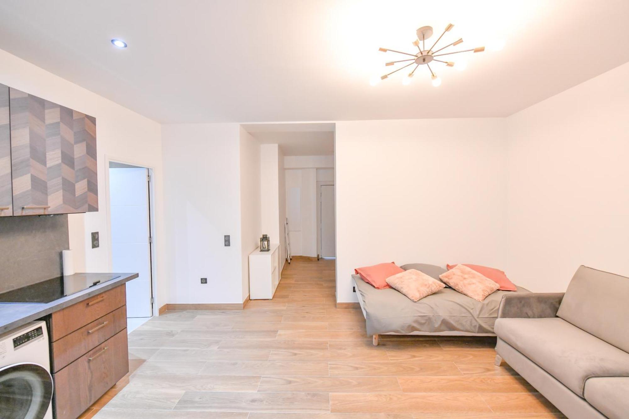 Appartement Le Charme De Montmartre - Patio Prive-sacre-coeur - Parking Gratuit - Metro Anvers *