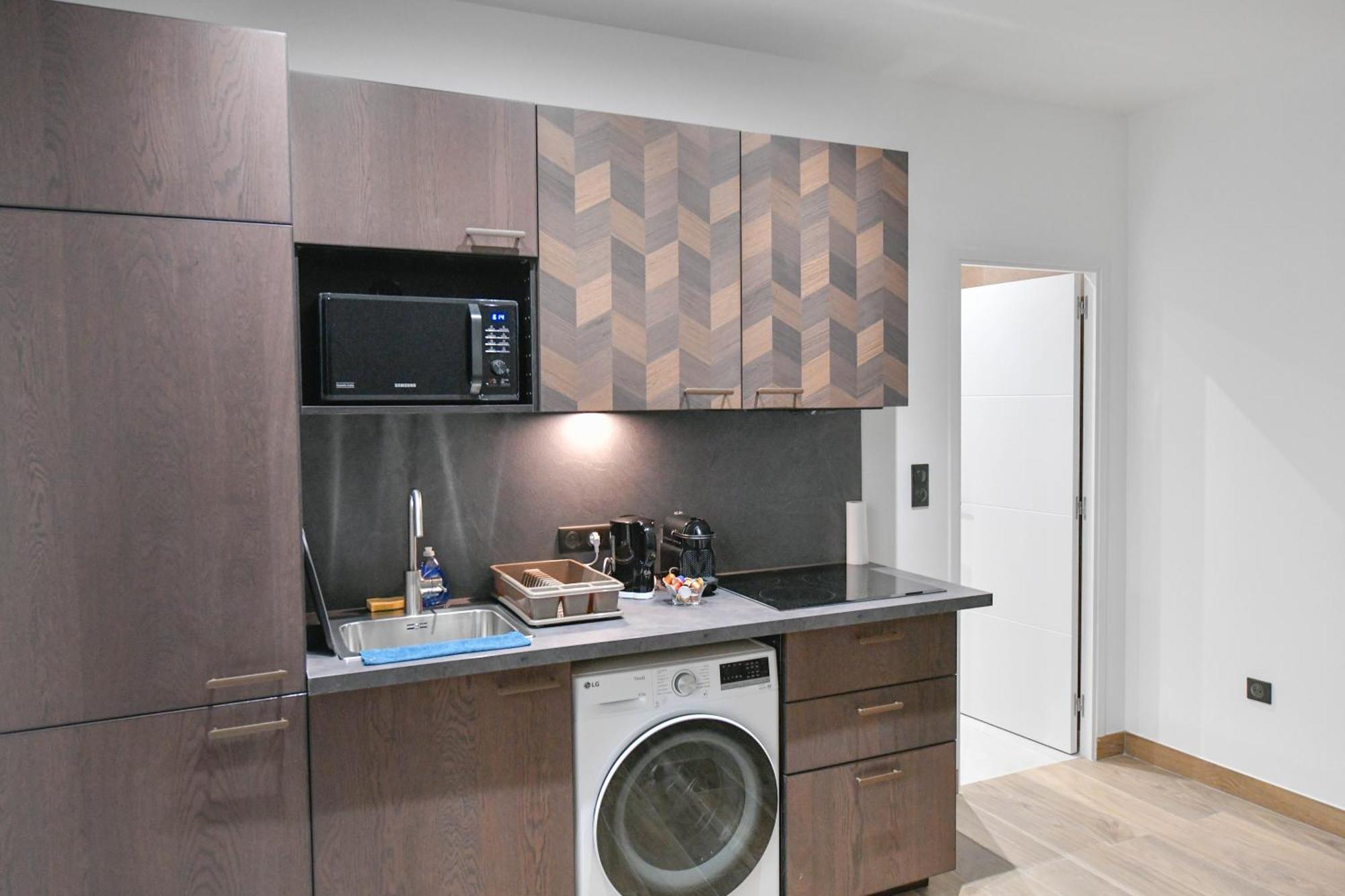 Le Charme De Montmartre - Patio Prive-sacre-coeur - Parking Gratuit - Metro Anvers *