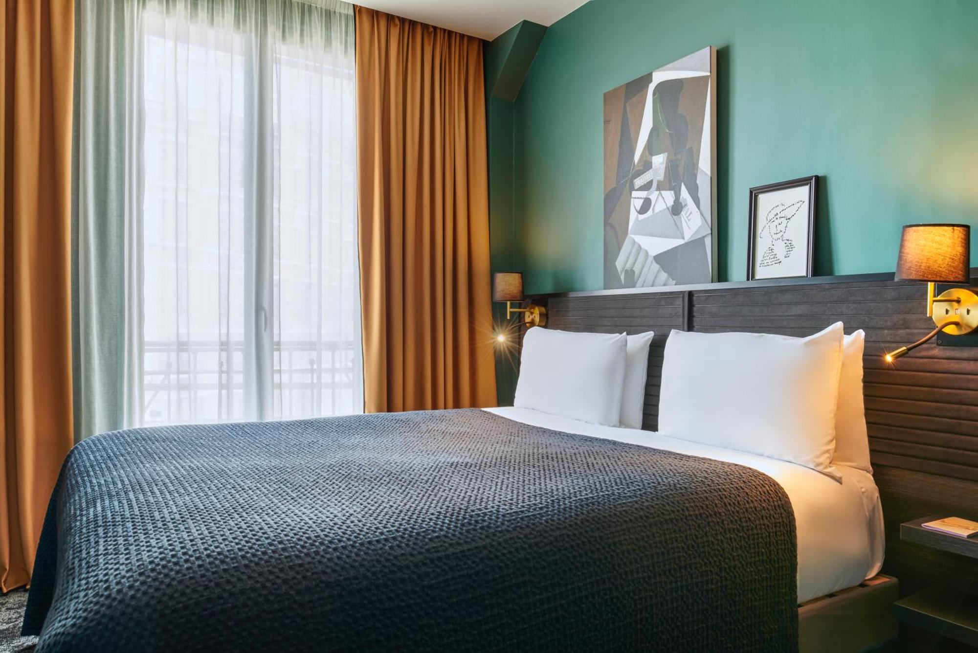 Mercure Tour Eiffel Pont Mirabeau Hotel Paris