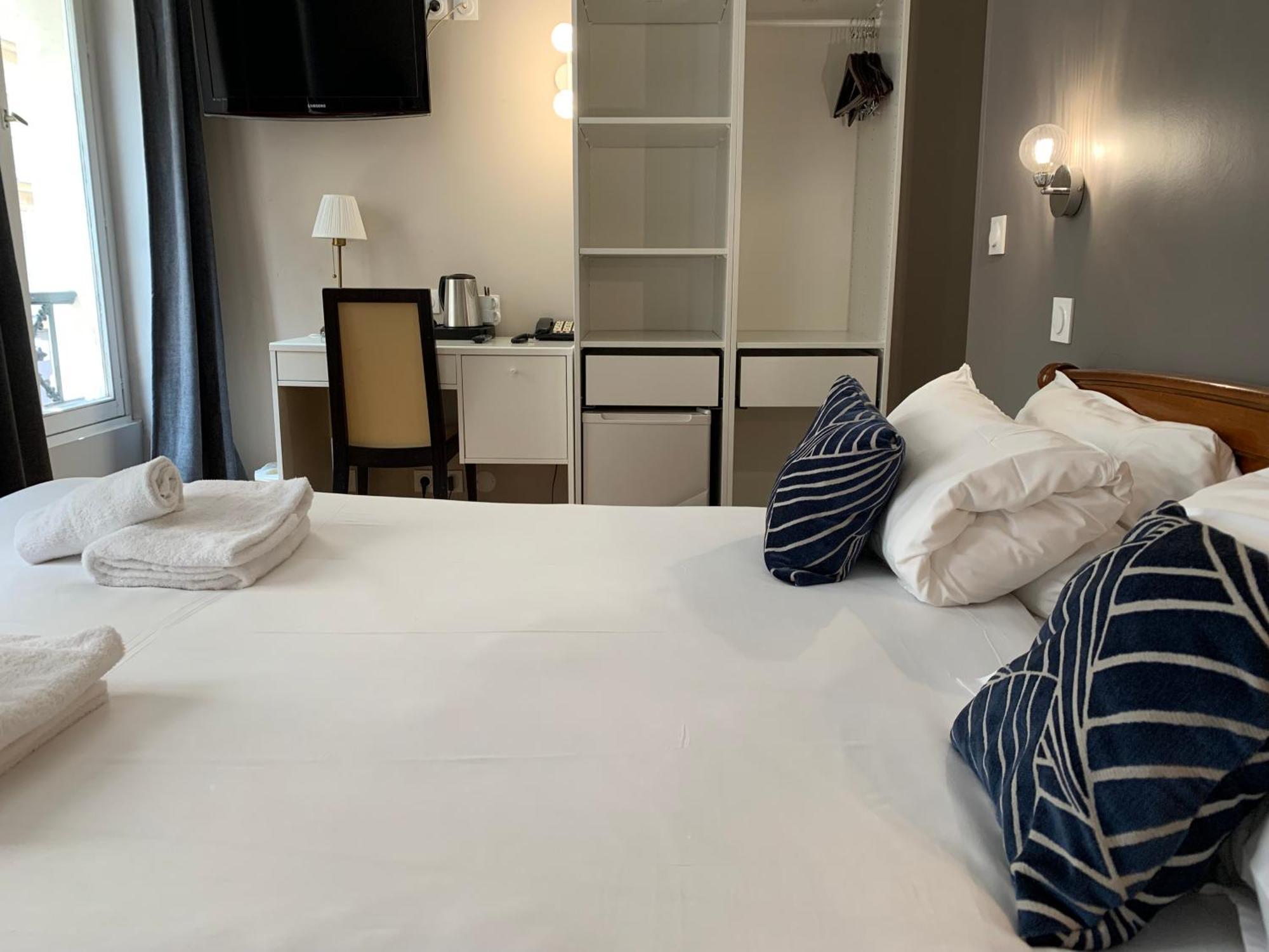 Hotel Apollo Opéra 3*