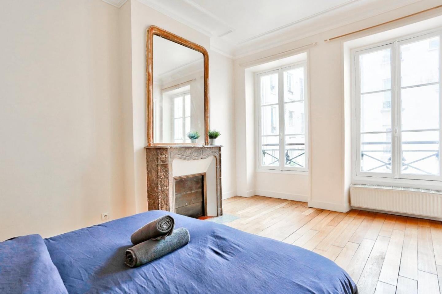Appartement Arc De Triomphe Superbe Free Netflix Paris