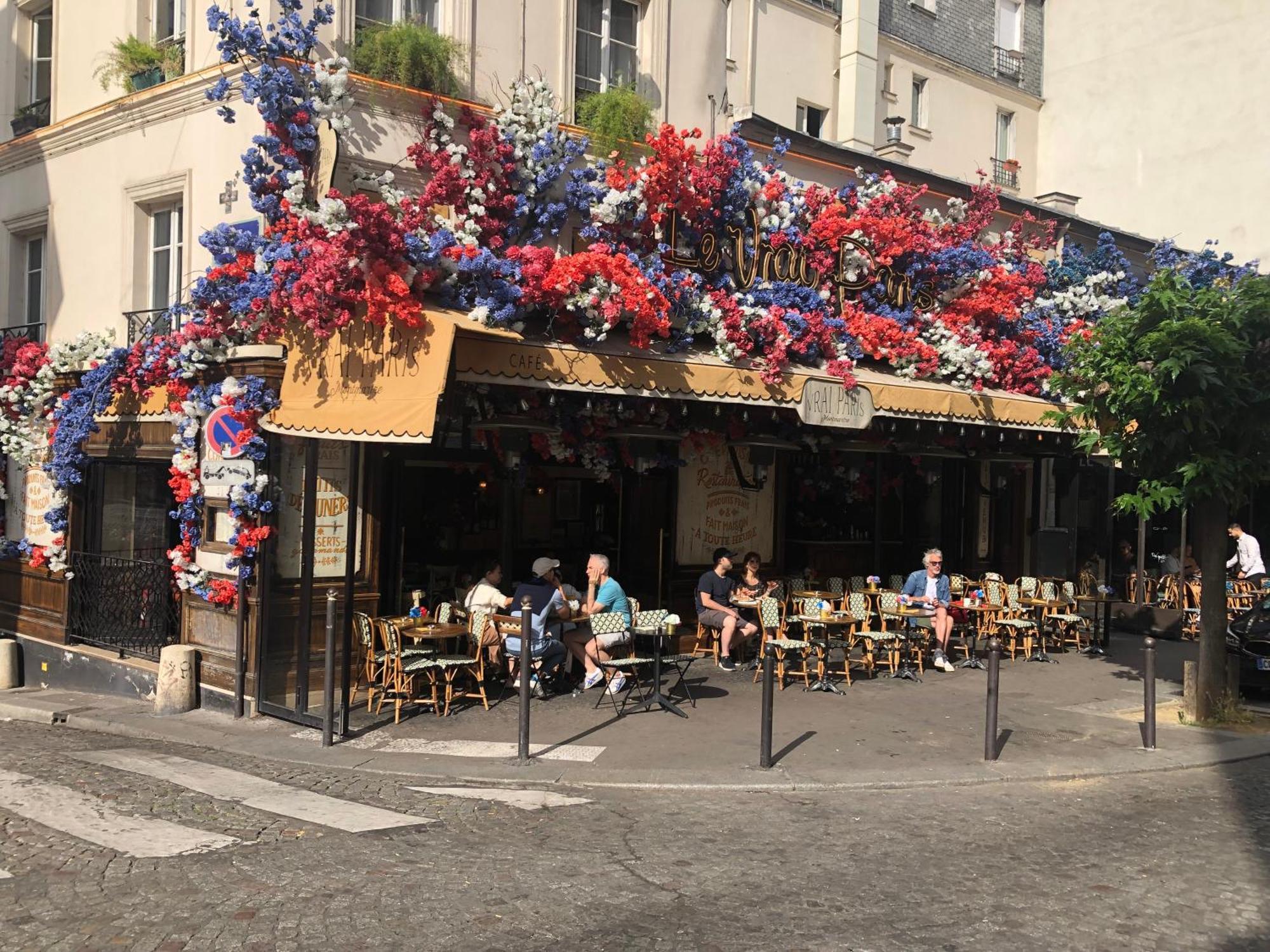 Apartment Pigalle: Cozy Parisian Retreat In Montmartre Paris