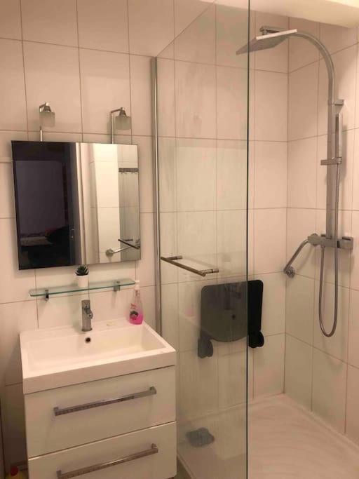 Apartment Grand Proche Metro *